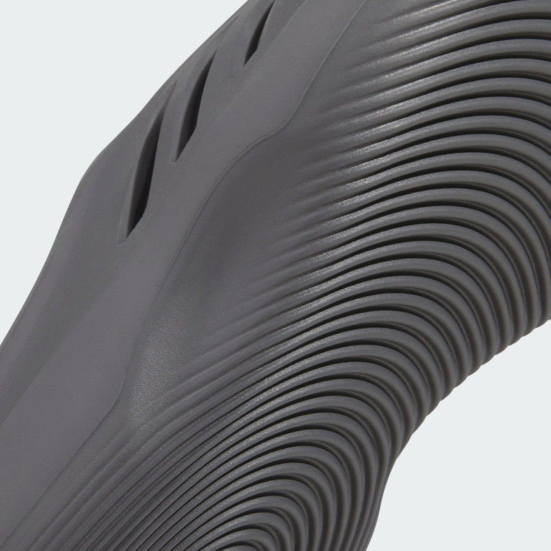 Adifom IIInfinity Mules 8