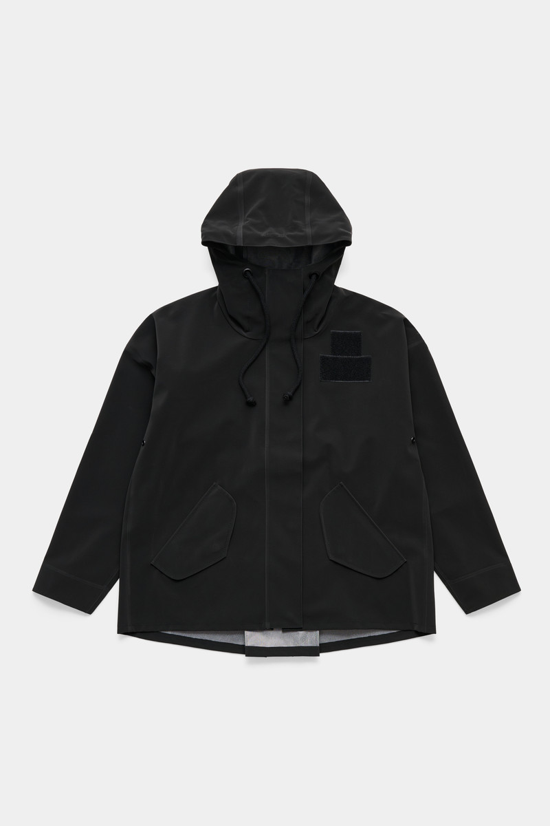 Faversham Matte Raincoat Black 4