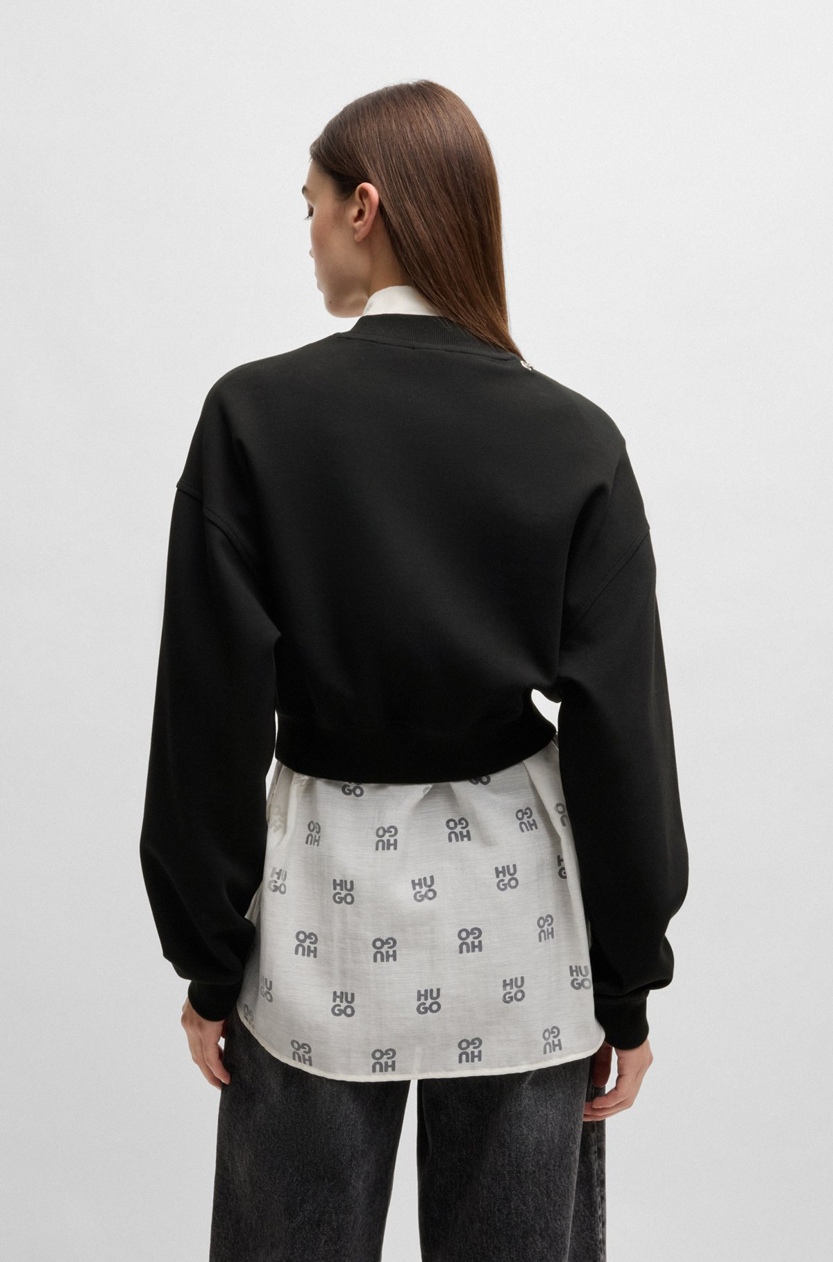 SWEATSHIRT WITH DETACHABLE SIGNATURE CHAIN - 4
