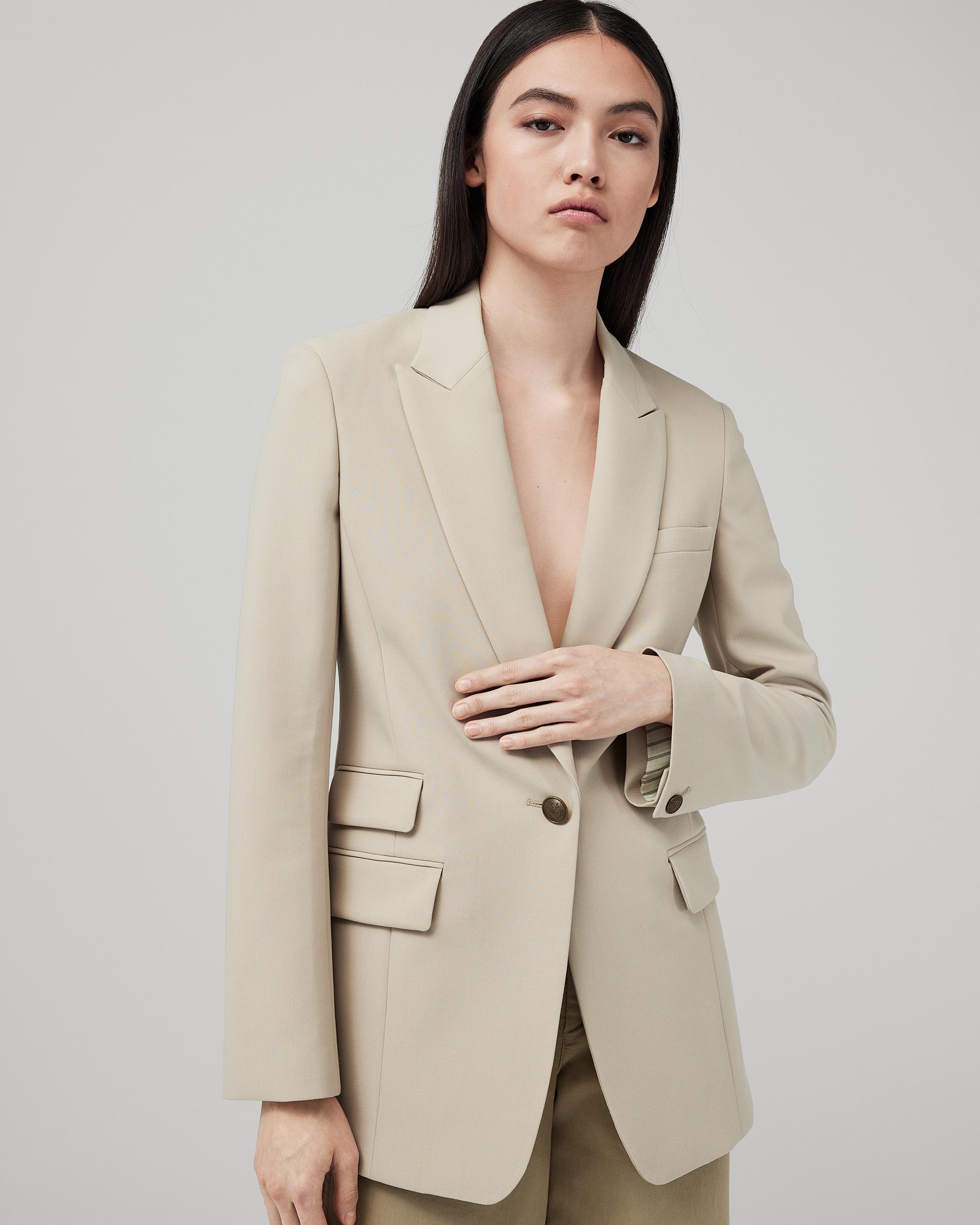 Foster Crepe Blazer
Classic Fit Blazer - 2