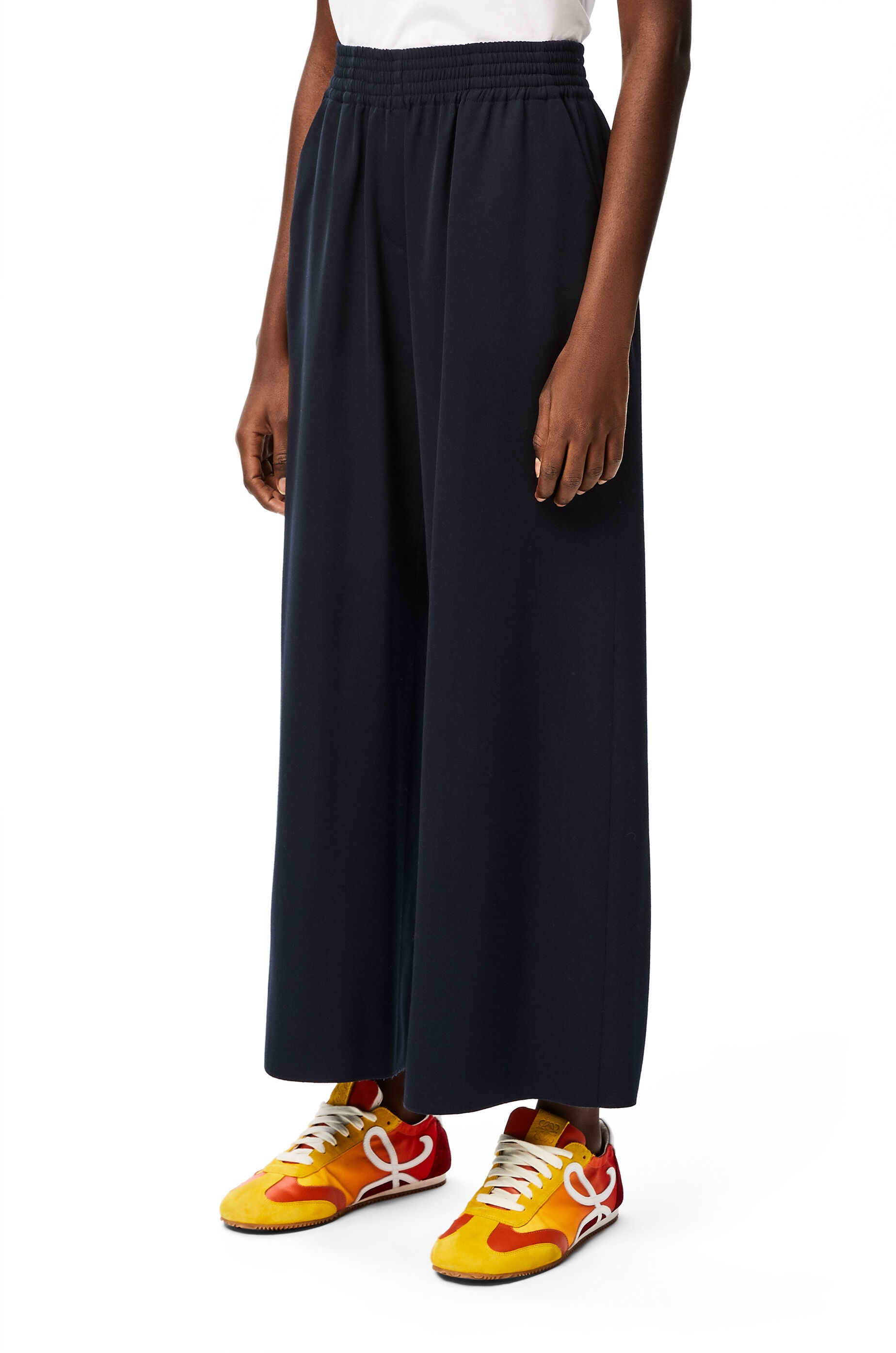 Cropped elasticated waist trousers in wool - 3