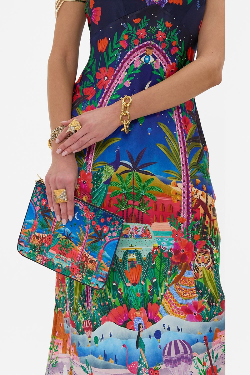 SMALL CANVAS CLUTCH 5