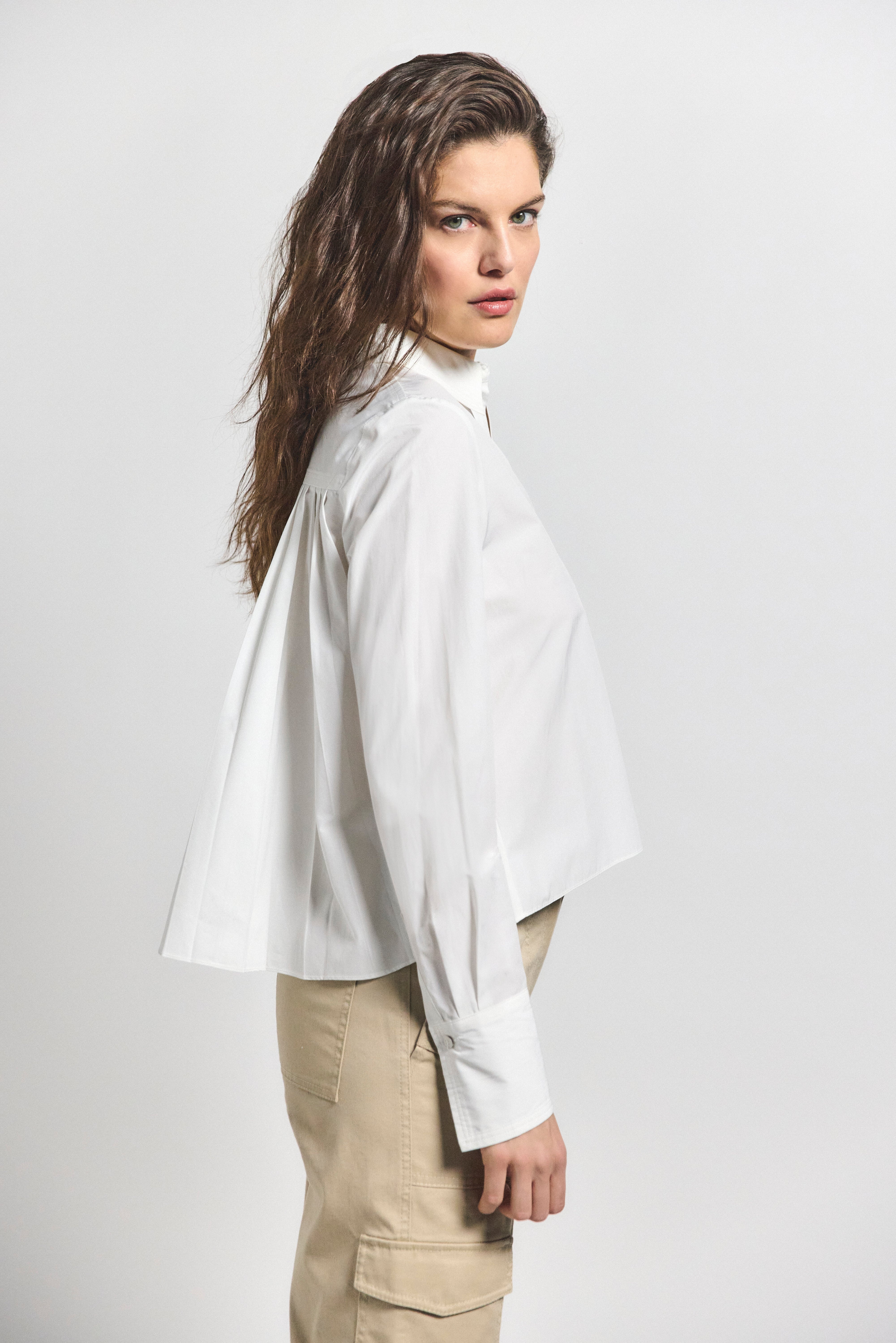 ARIA PLEATED BACK CROPPED SHIRT - 3