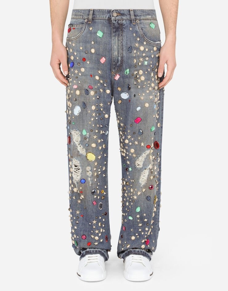 Oversize blue wash jeans with crystal and stud embellishment - 2