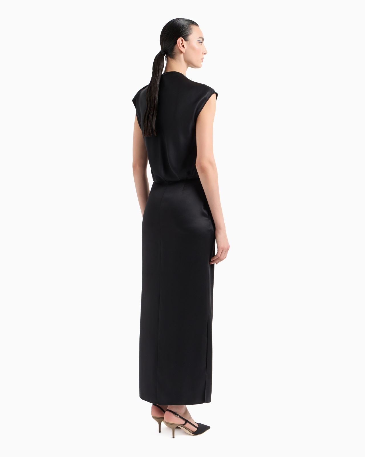 ワンピース GIORGIO ARMANI LONG DRESS IN DOUBLE SILK SATIN Silk blend long dress with rhinestone embroidery | Giorgio