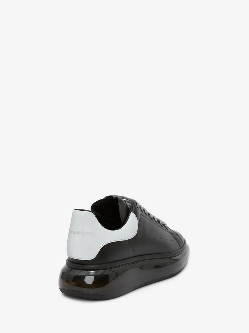 Alexander McQueen Oversized Sneaker in Black/gun Metal outlook