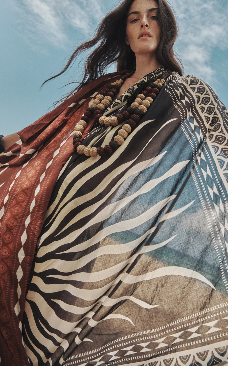Johanna Ortiz Horizon Pareo multi outlook