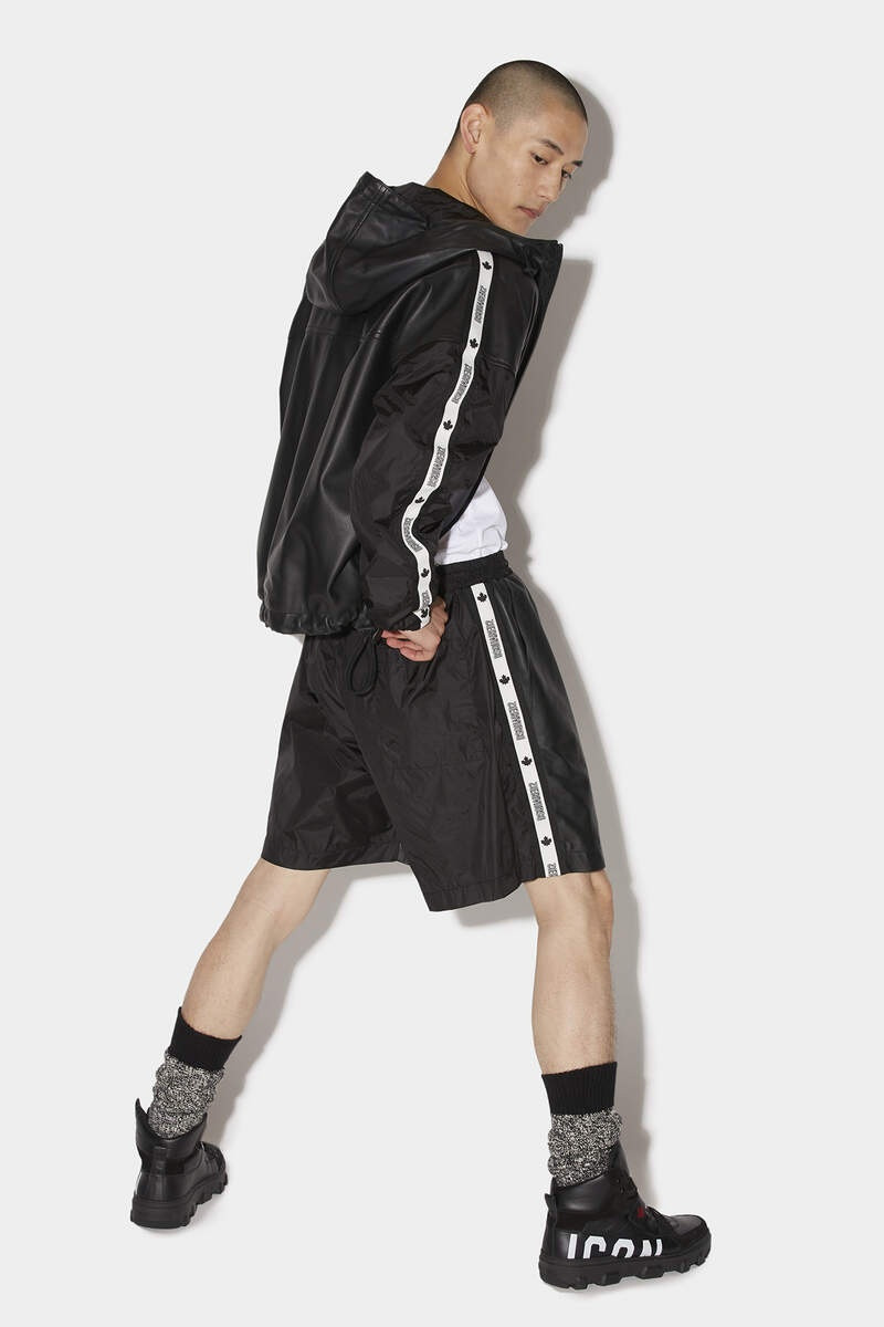 DSQUARED2 SPORT TAPE SHORTS outlook