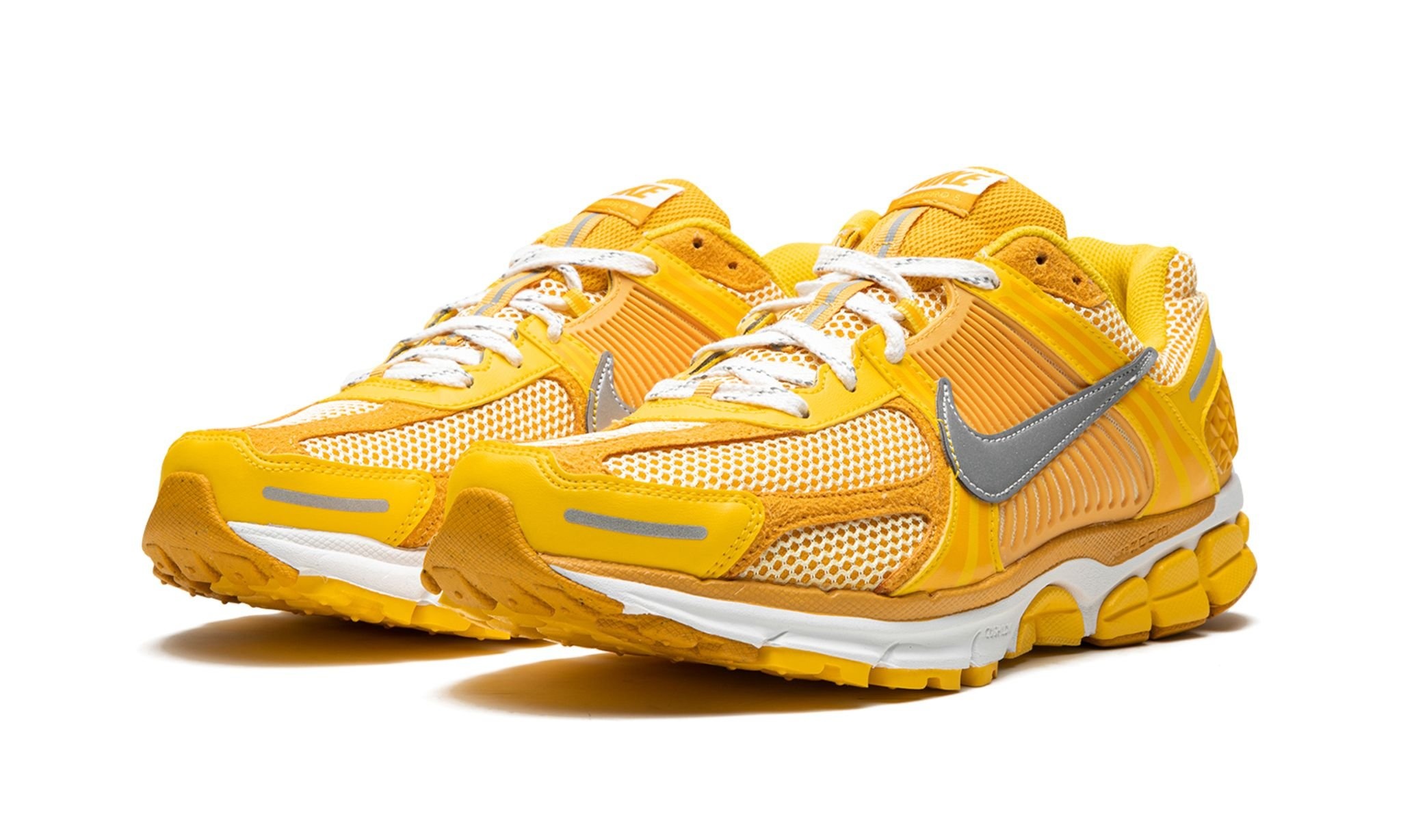 Zoom Vomero 5 "Varsity Maize" - 2