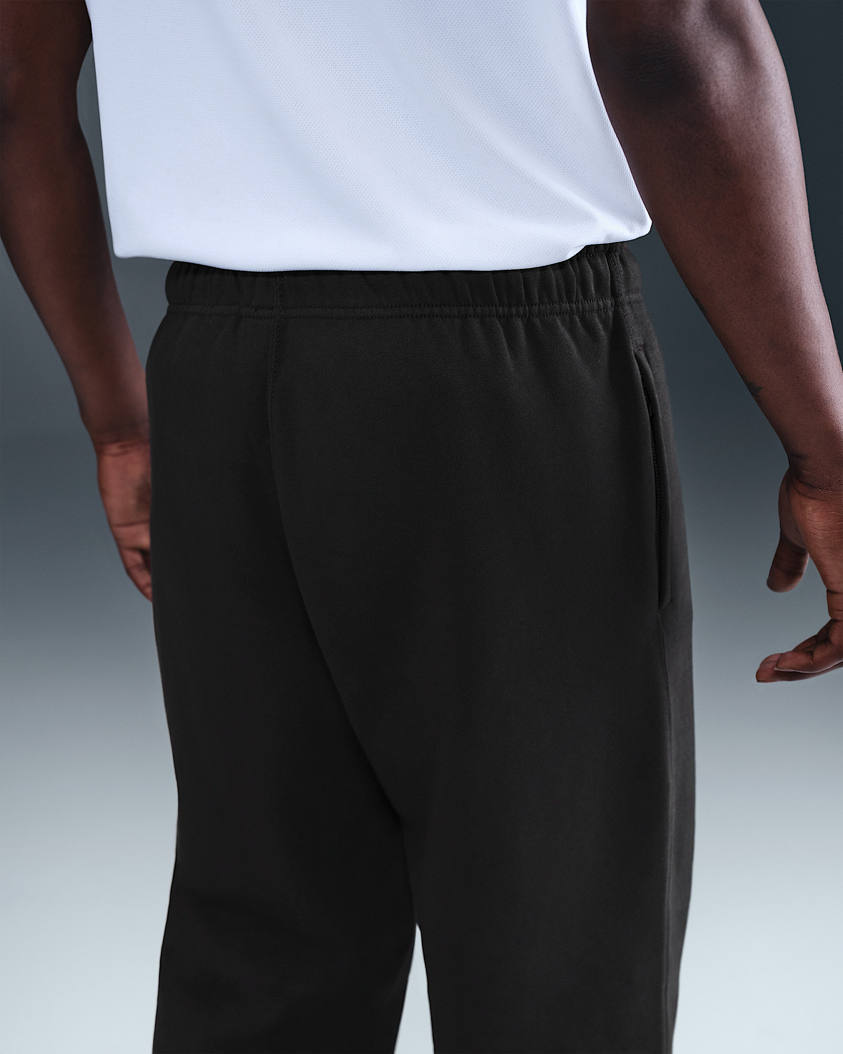 Nike Solo Swoosh Men's Fleece Open-Hem Pants - 3