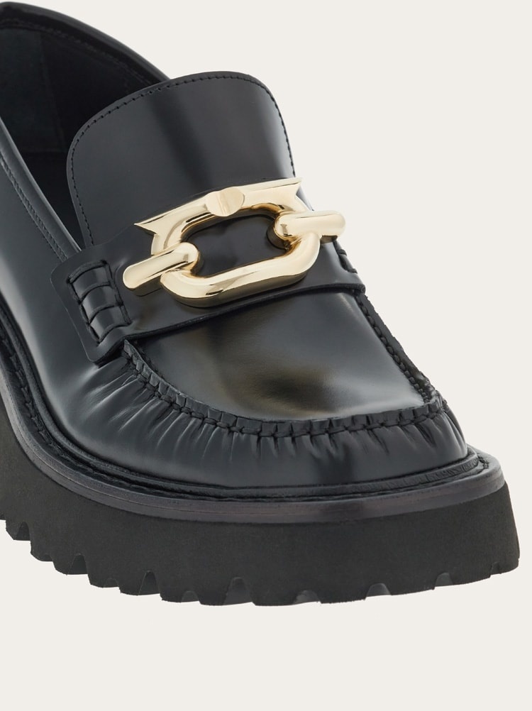 MOCCASIN WITH BEJEWELED GANCINI ORNAMENT - 6