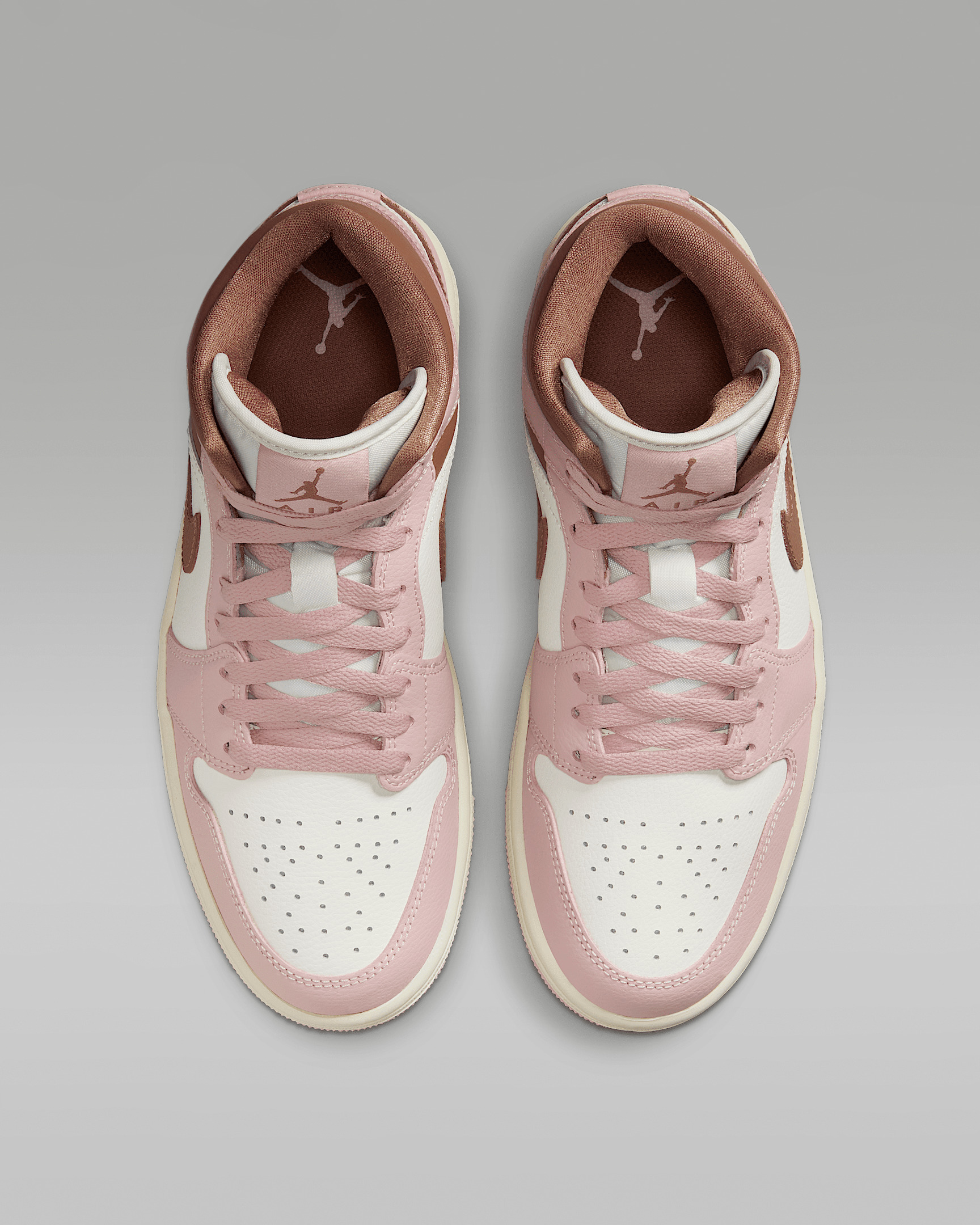 Air Jordan 1 Mid Women's Shoes - 4