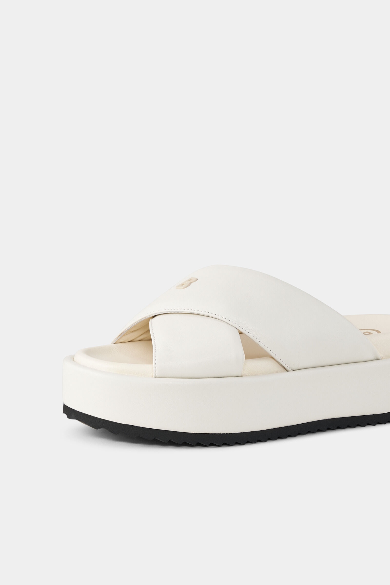 Sorrento Platform sandals in Off-white - 4