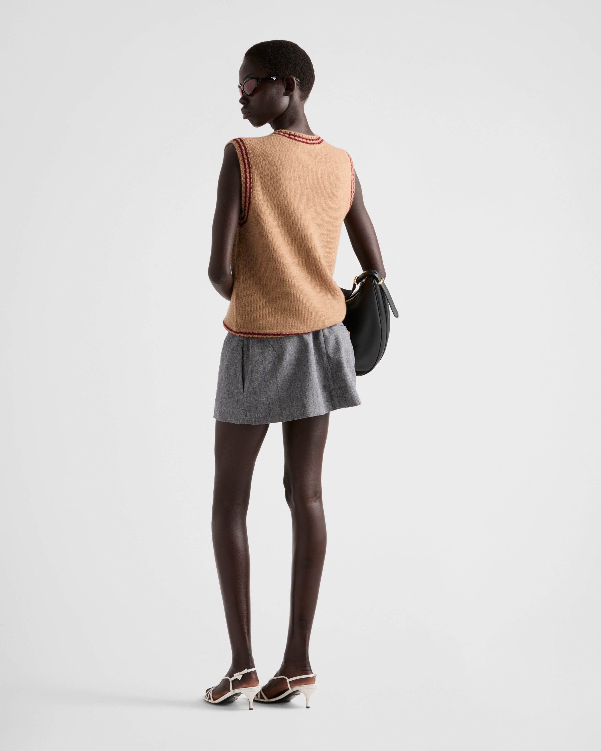 Wool and cashmere vest - 5