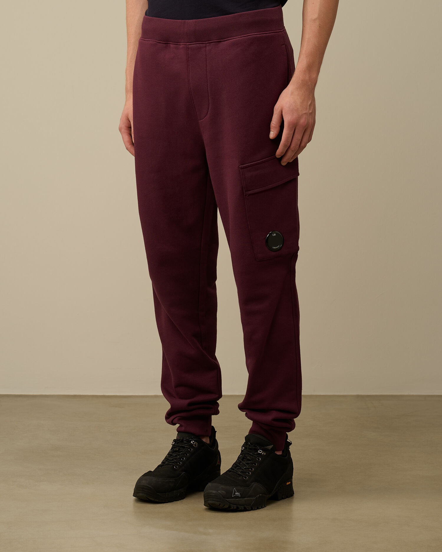 Diagonal Raised Fleece Cargo Sweatpants - 2