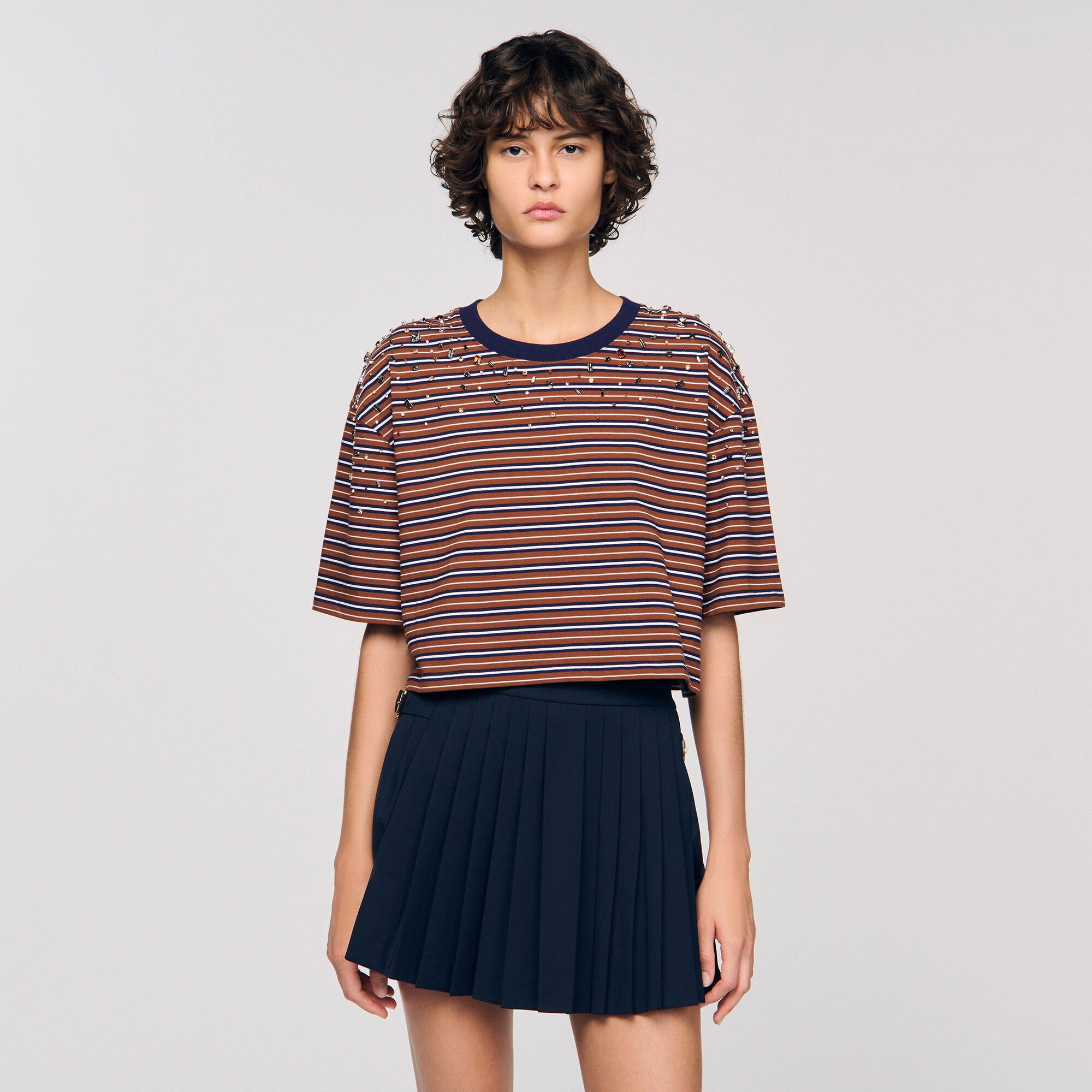 STRIPED RHINESTONE T-SHIRT - 4