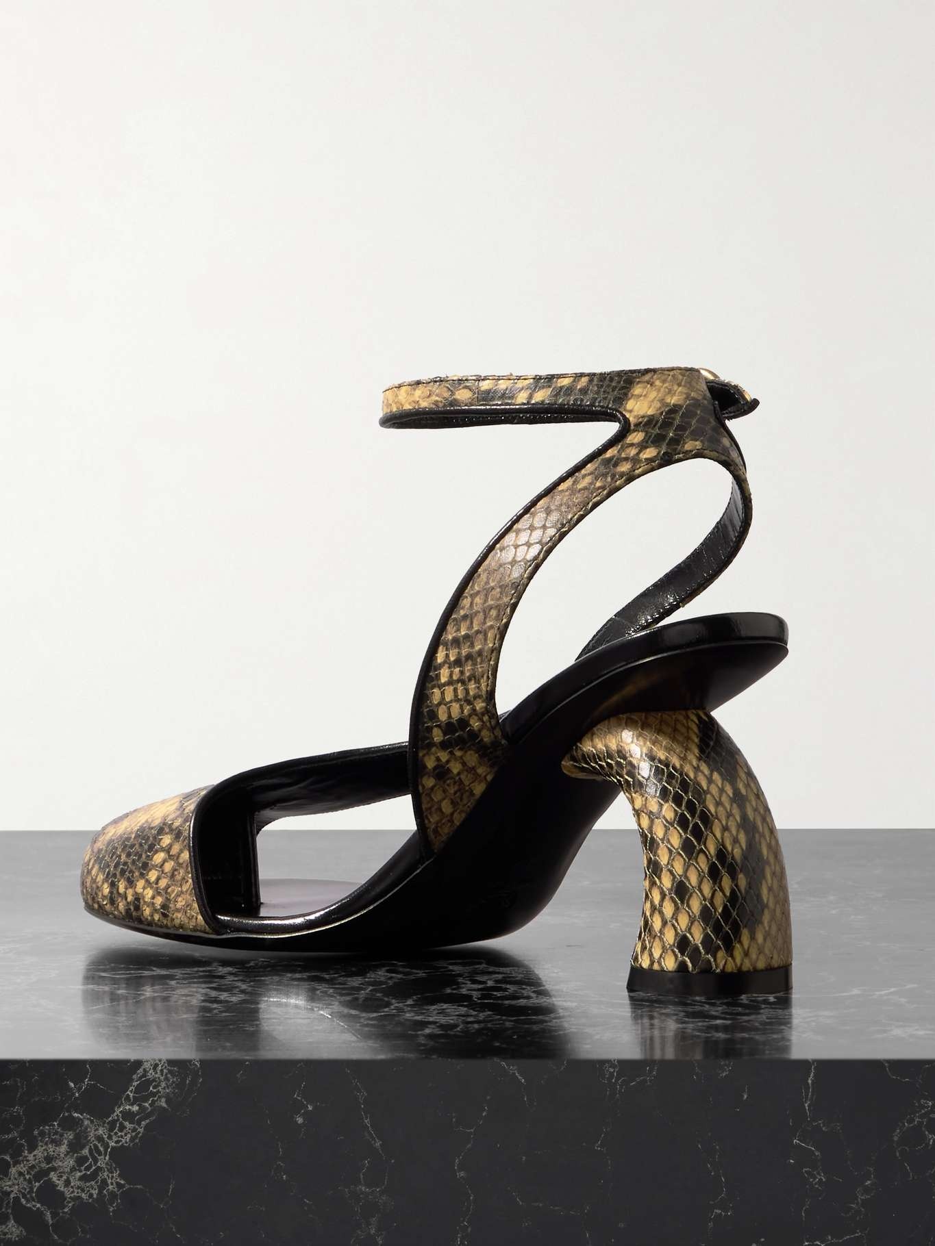 Dries Van Noten スネークスキンエンボス スリングバックヒール Dries Van Noten Cutout snake-effect leather pumps Snake