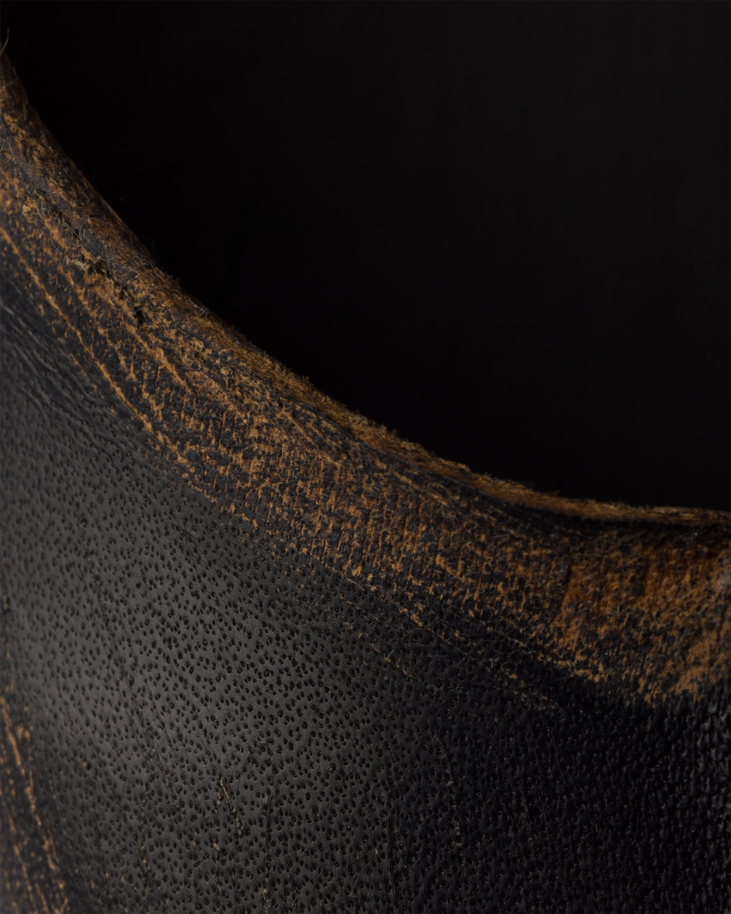 Antiqued leather pumps - 7