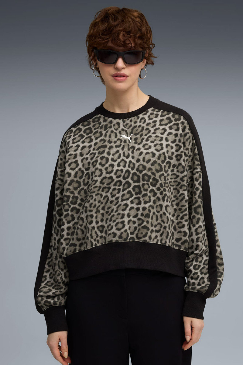 PUMA T7 Leo Oversized Crew Sweatshirt Women outlook
