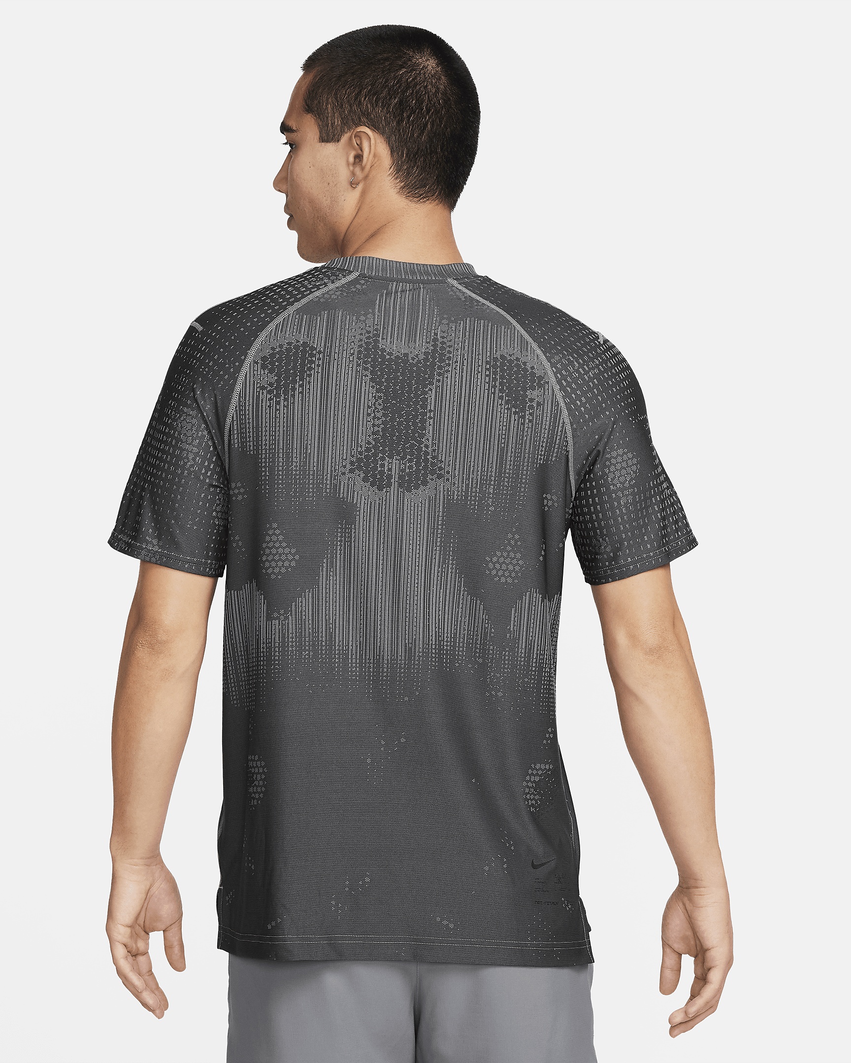 Nike A.P.S. Men's Dri-FIT ADV Short-Sleeve Versatile Top - 2