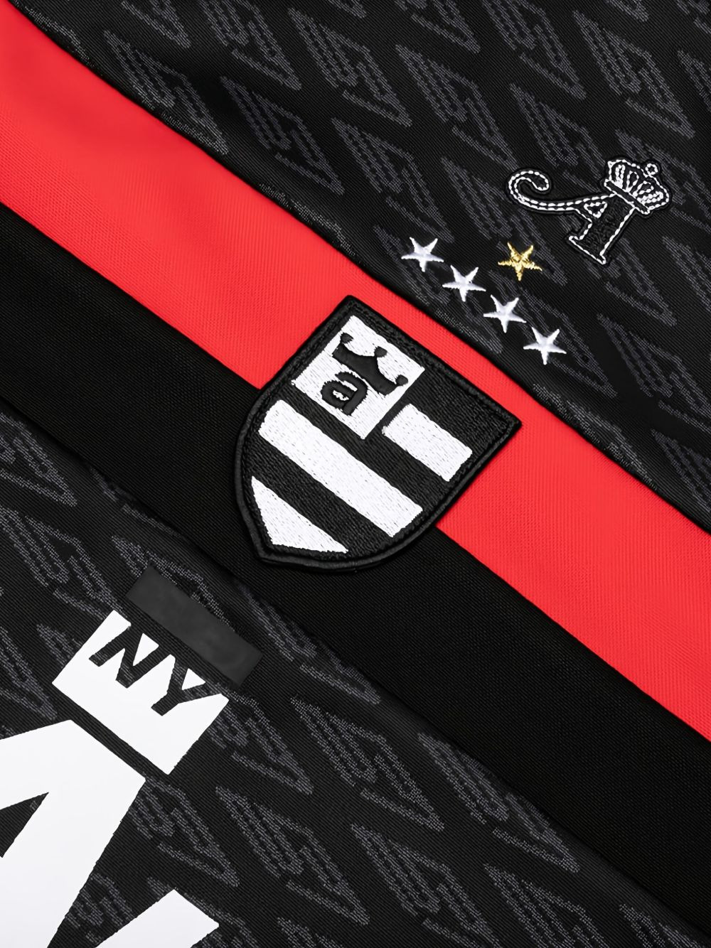 crest-patterned jersey T-shirt - 3