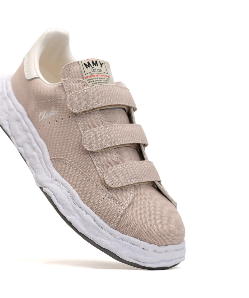 "CHARLES" OG Sole Canvas Low-top Verclo Sneaker 33