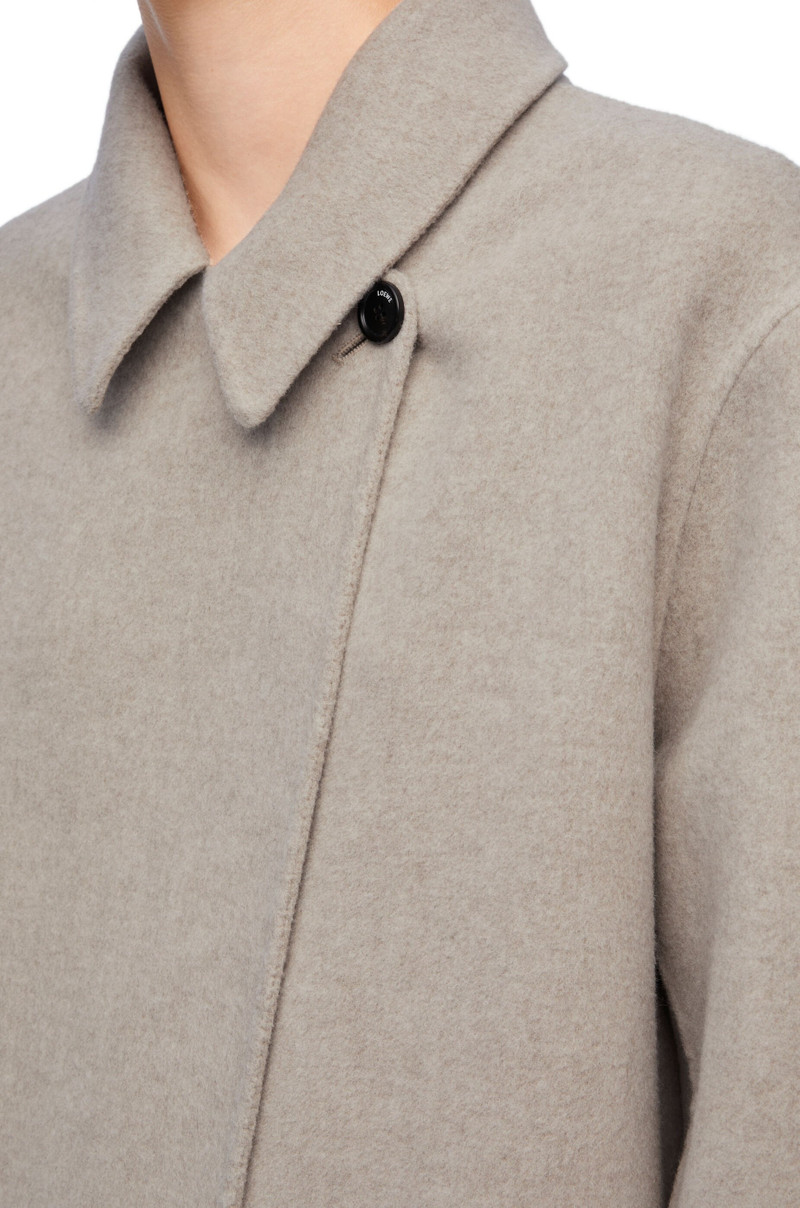 Coat in wool and cashmere 4