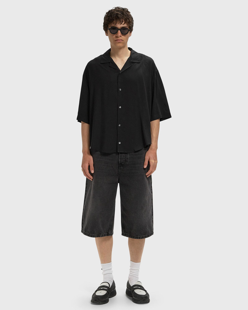 AMI Paris LARGE FIT BERMUDA SHORTS outlook