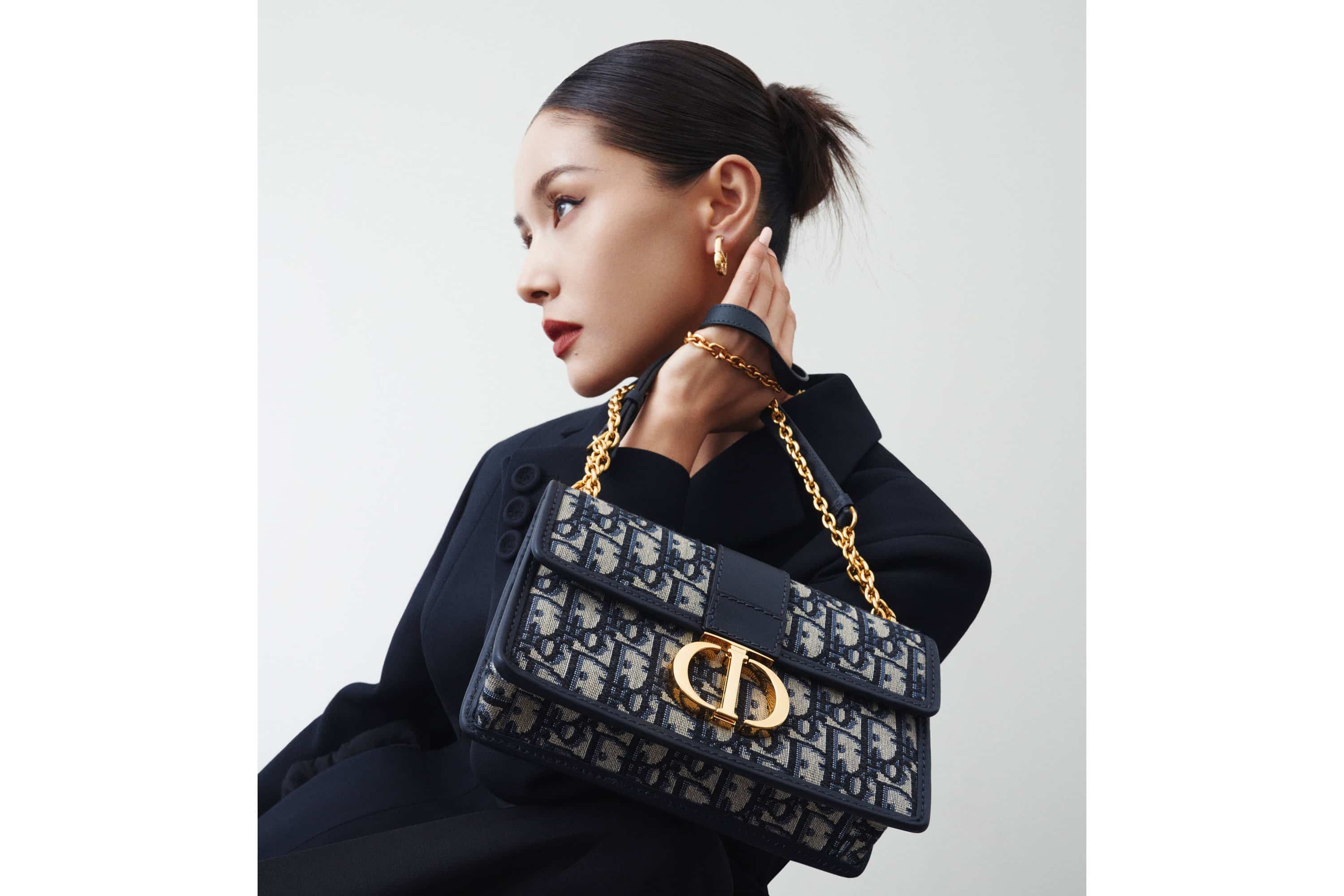 Dior - 30 Montaigne East-West Bag with Chain Black Calfskin - Women