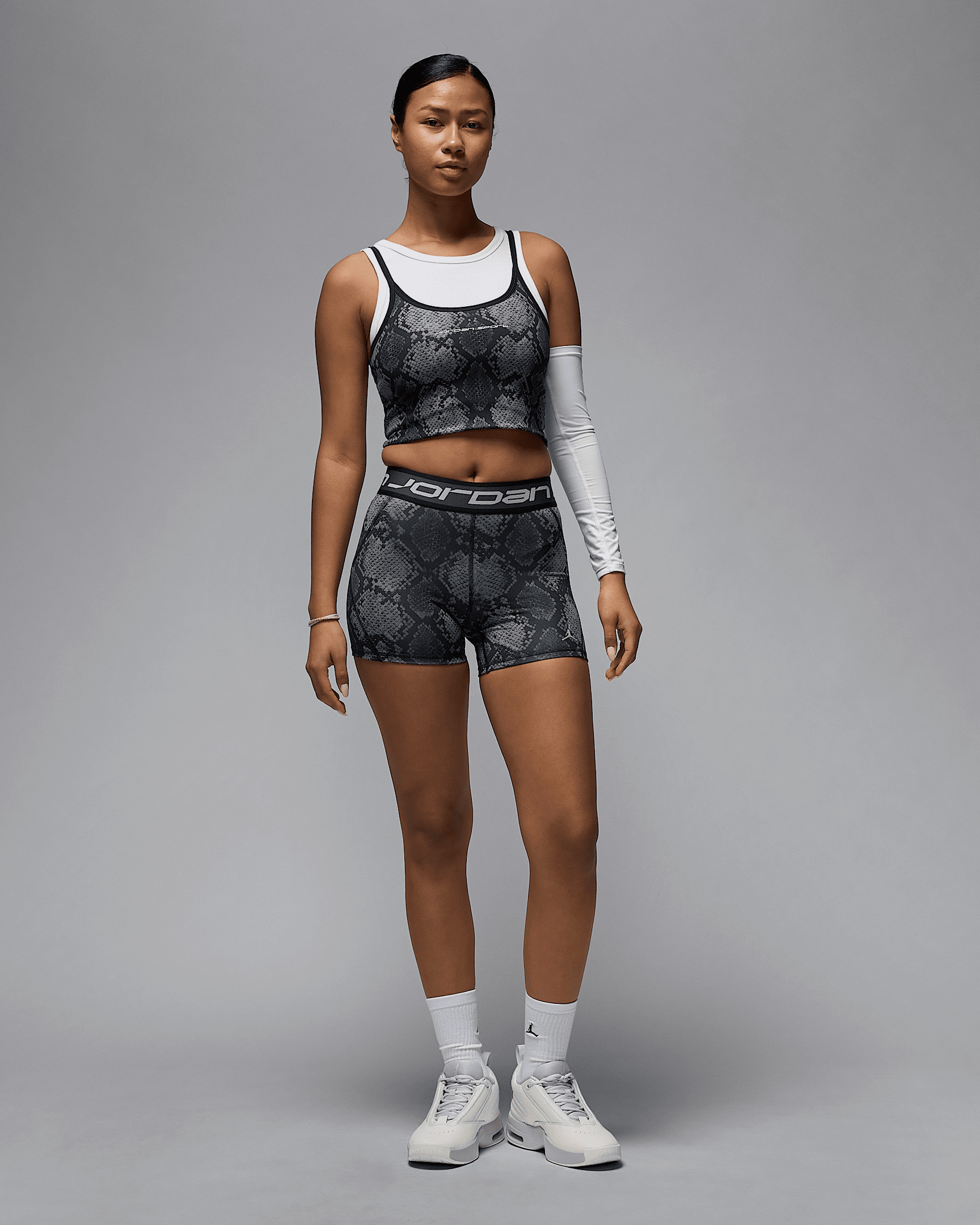 Jordan Sport Women's Shorts - 6