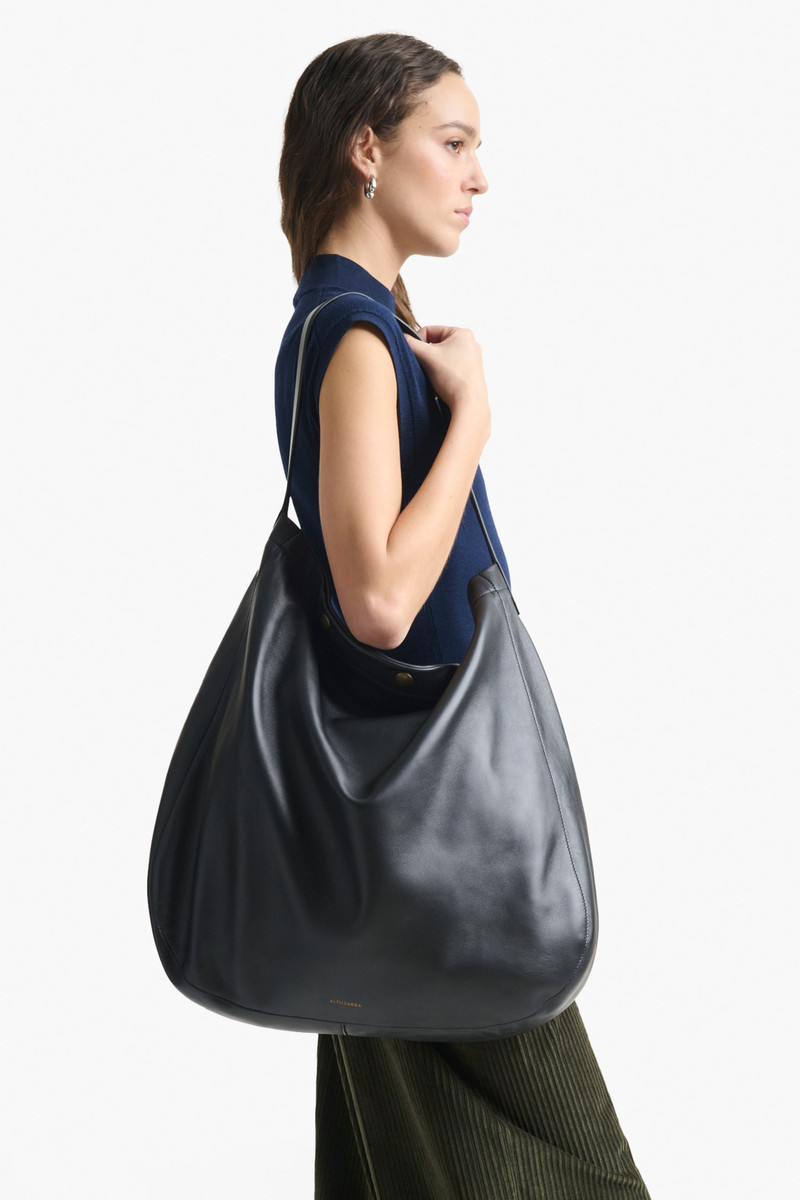 Altuzarra XL HOBO outlook