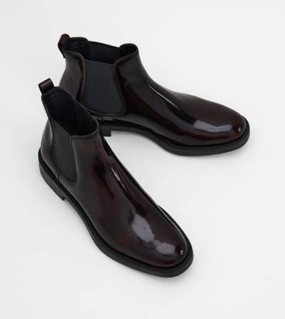 Tod's ANKLE BOOTS IN LEATHER - BURGUNDY outlook