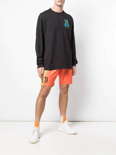 PALACE graphic print shorts outlook