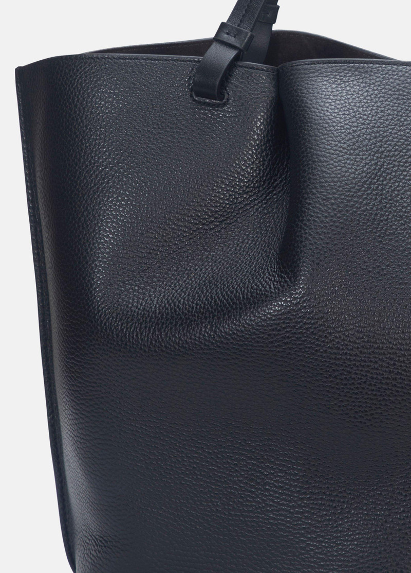Vince Ava Leather Tote outlook