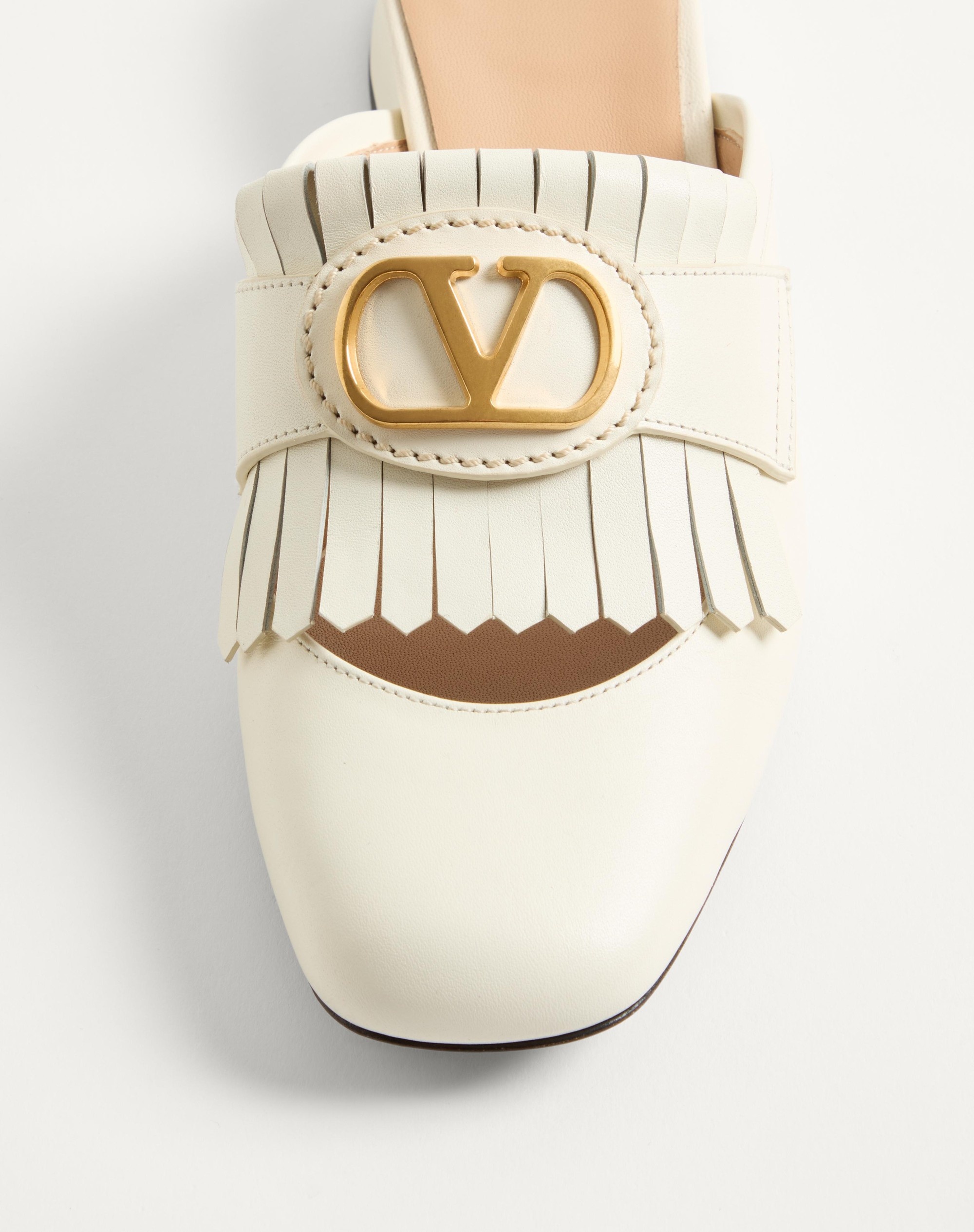 VLOGO SIGNATURE CALFSKIN MOCCASIN MULE WITH FRINGES 25MM - 4
