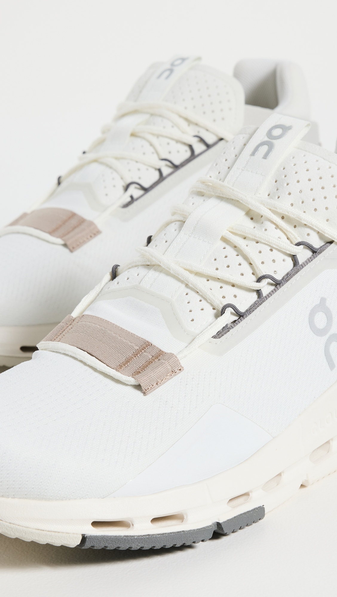 Cloudnova 2 Sneakers - 4