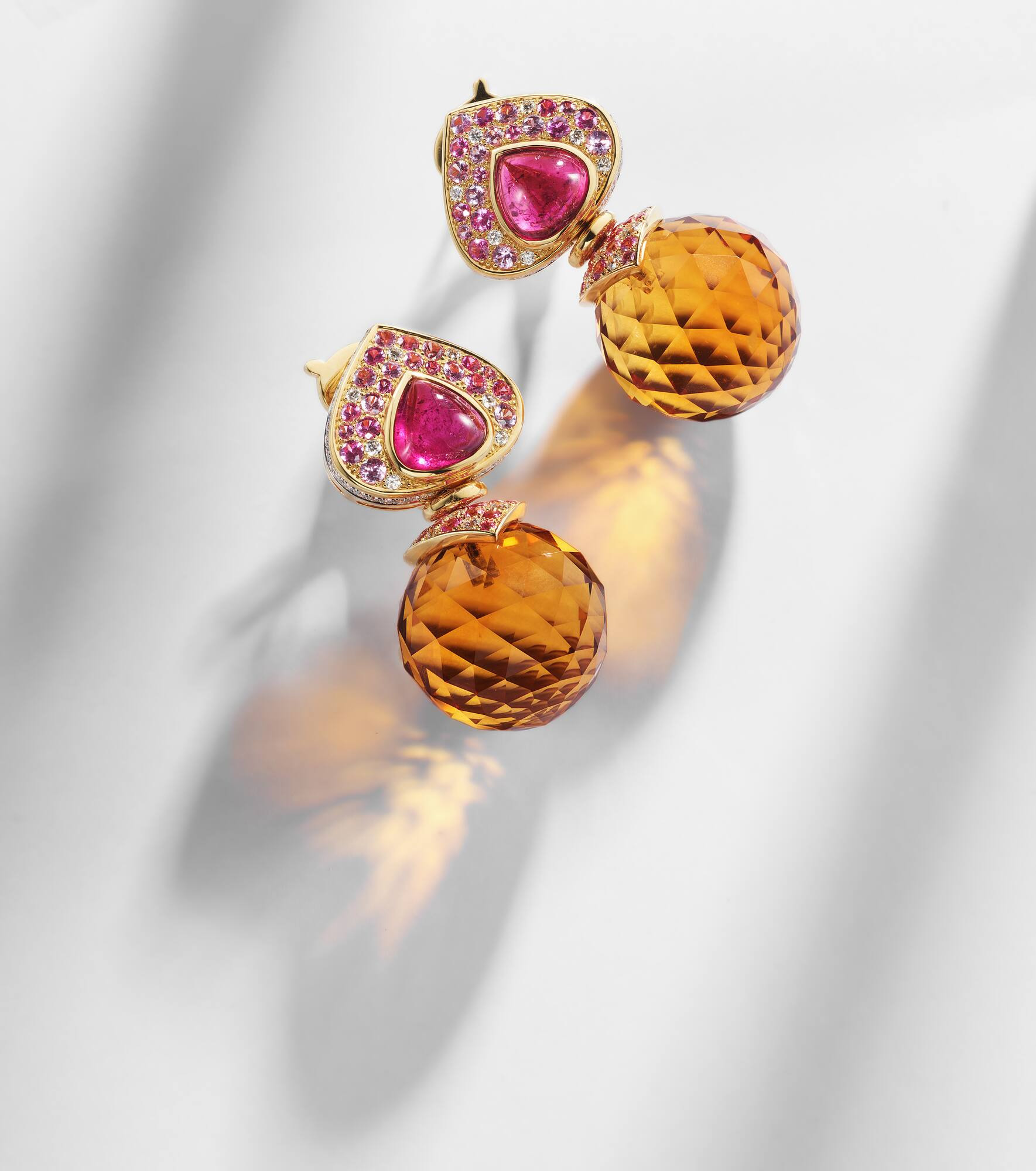 Acilla 18kt gold drop earrings with gemstones - 5