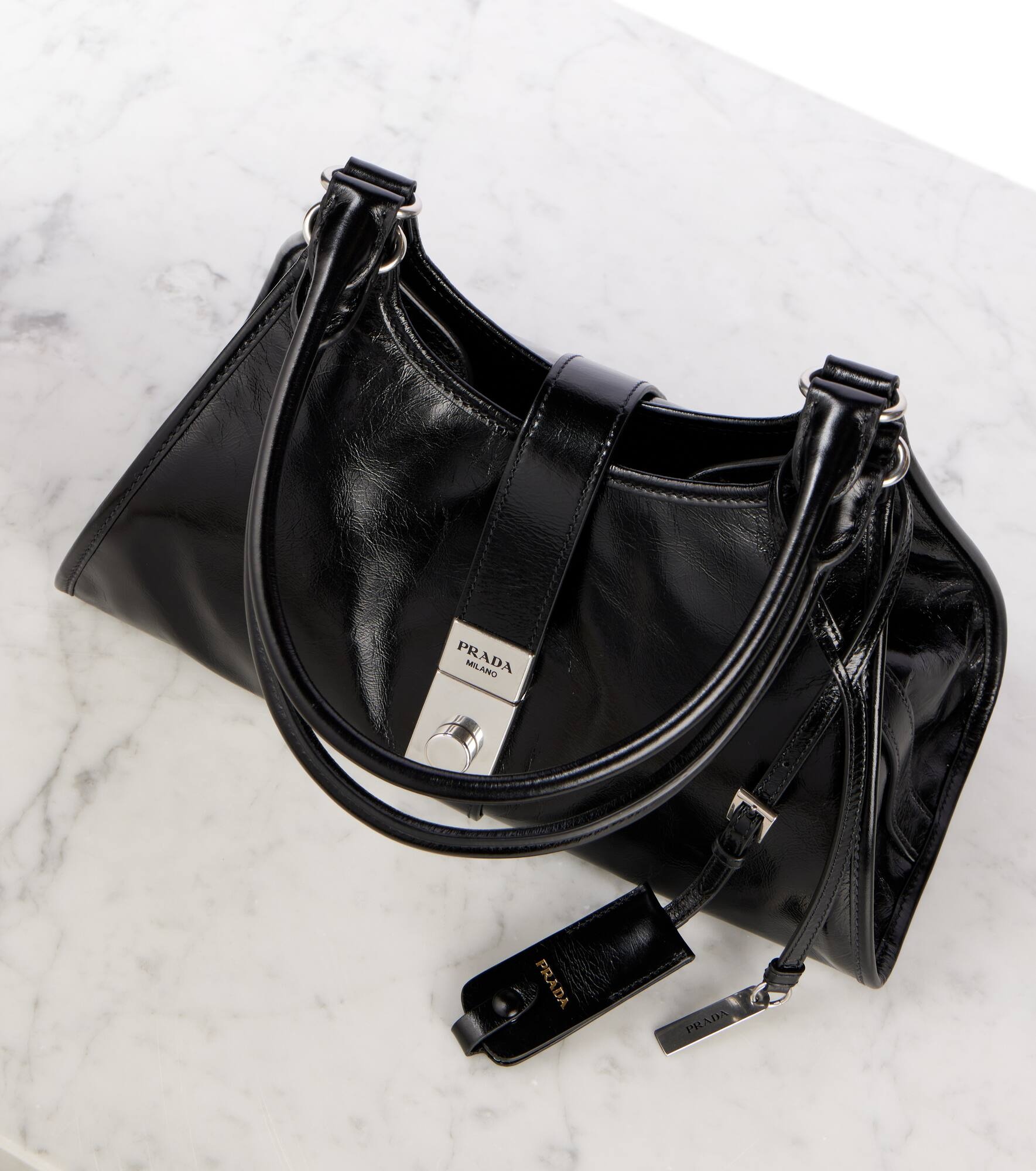 Medium leather shoulder bag - 6