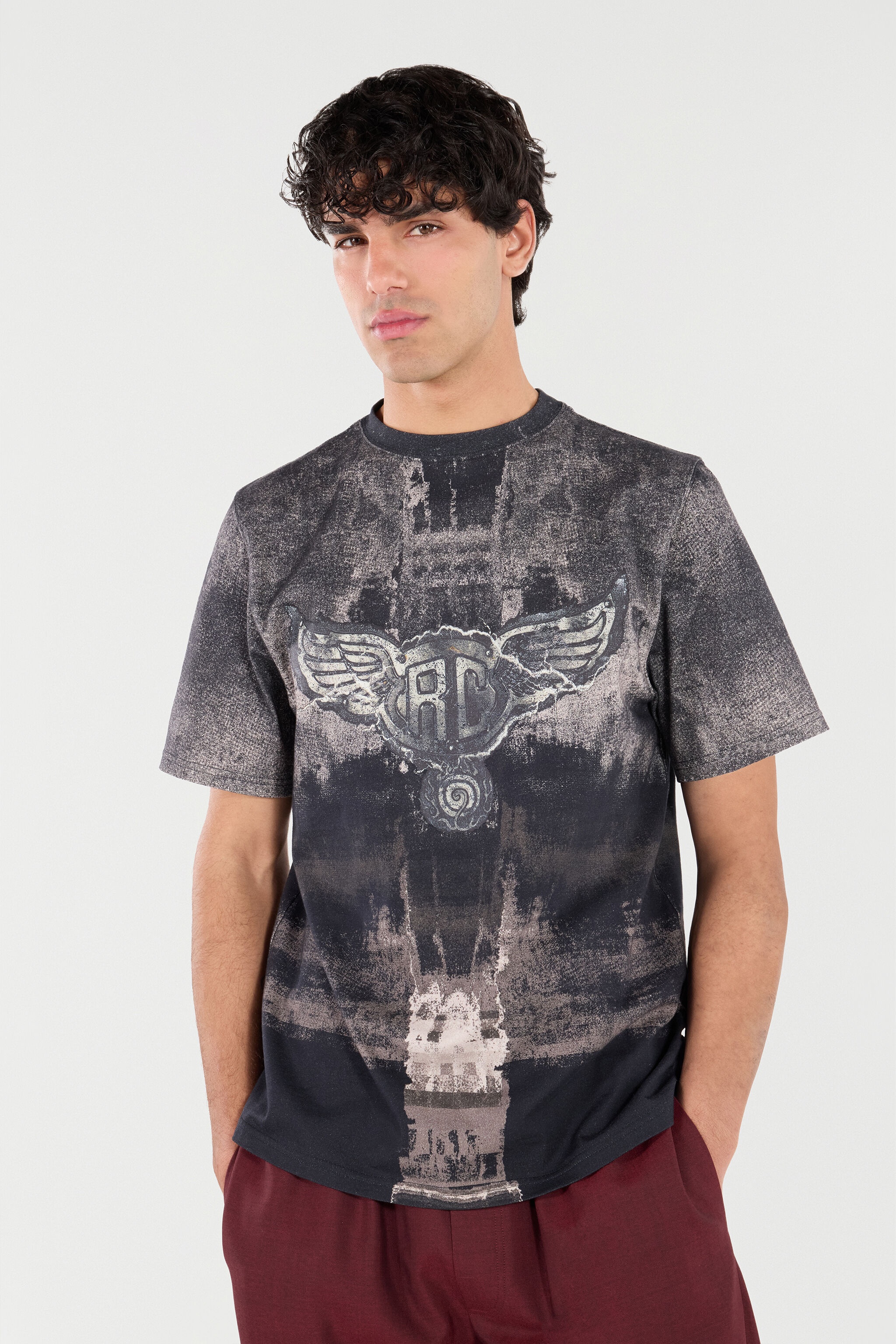 T-Shirt With Winged Monogram - 6