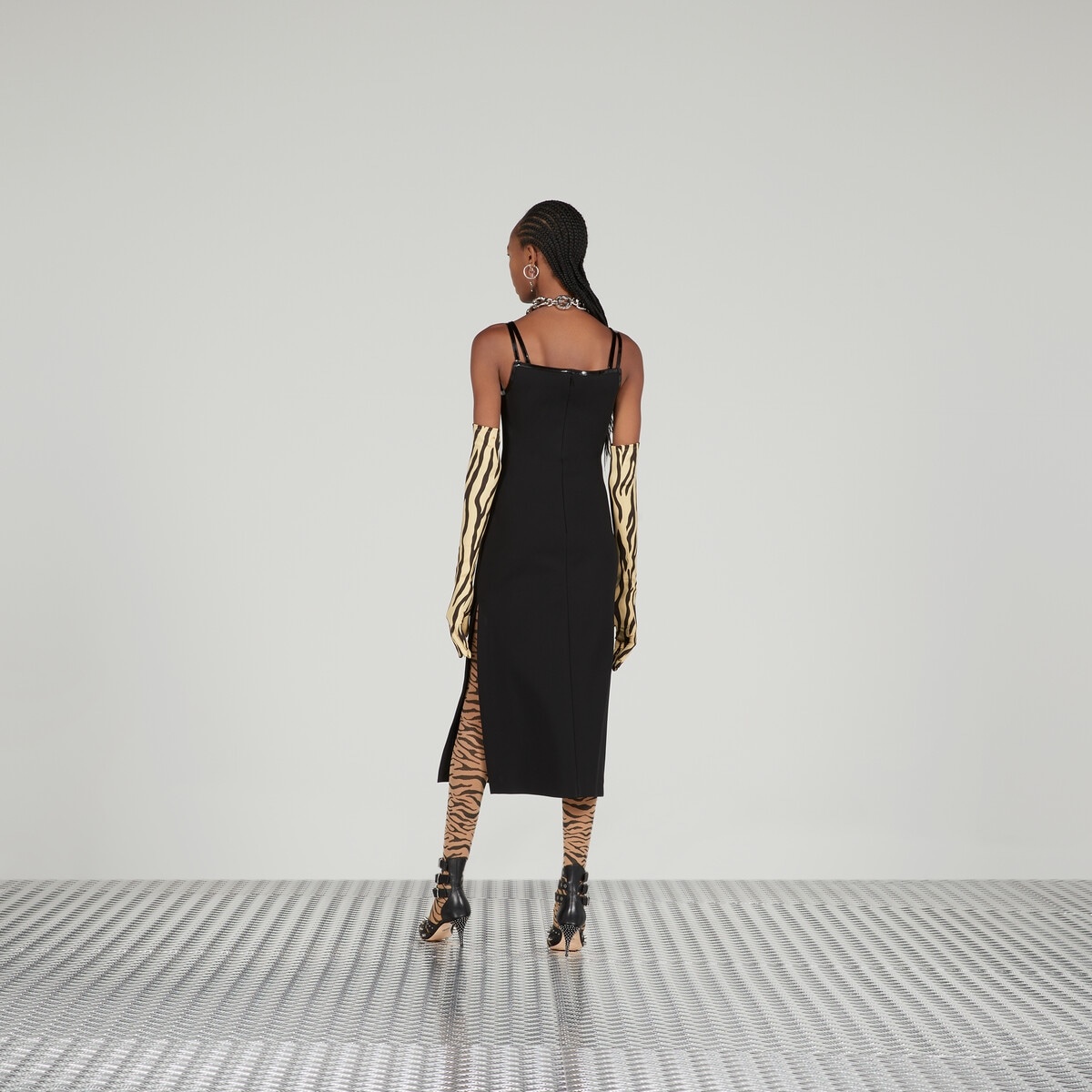 Jersey midi dress with crystal G square - 7