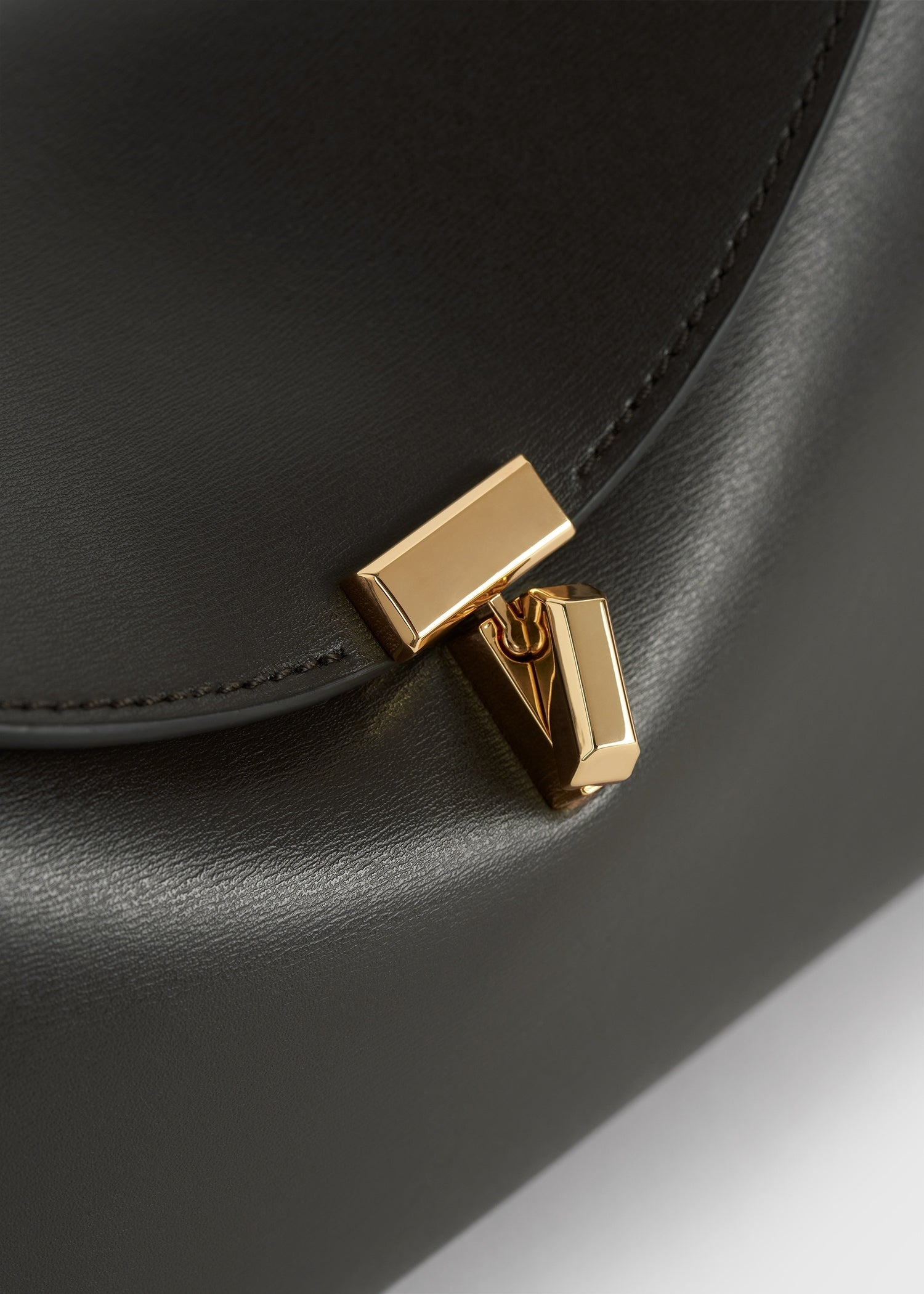T-Lock leather clutch bark - 5