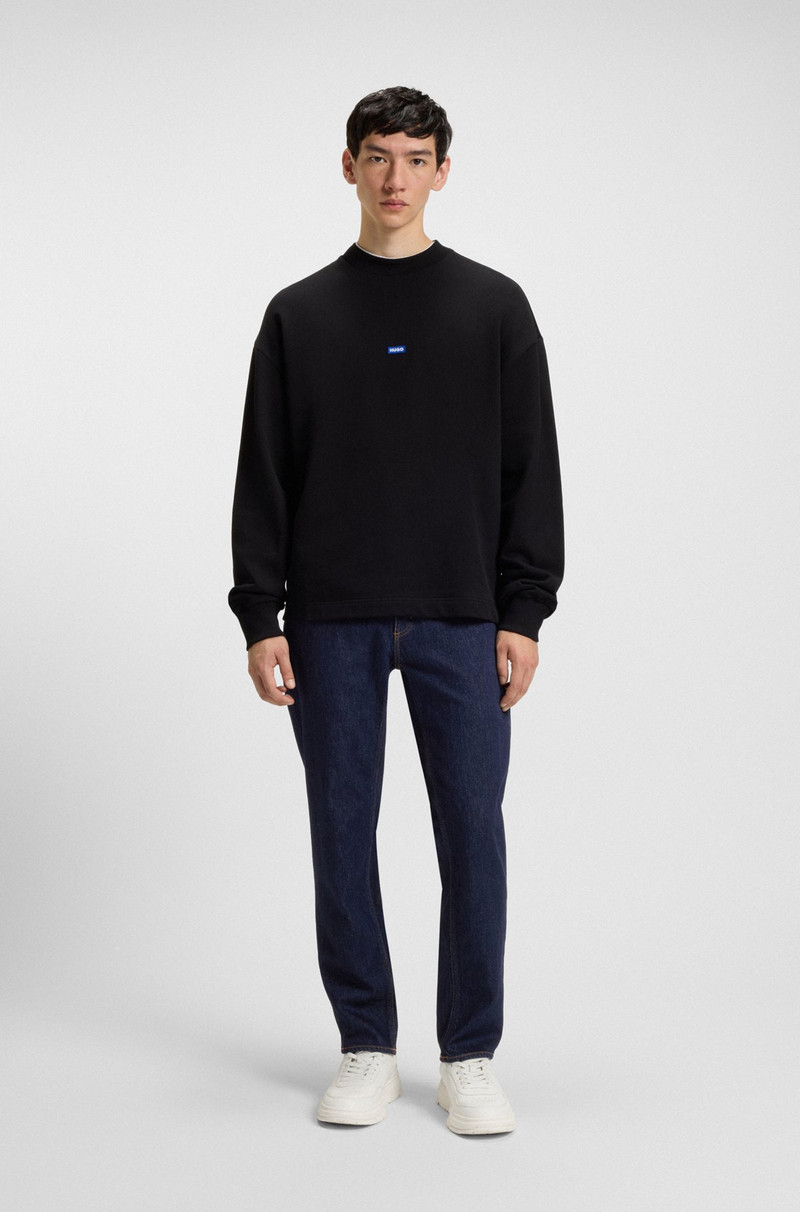 HUGO TAPERED-FIT JEANS IN DARK-BLUE STRETCH DENIM outlook