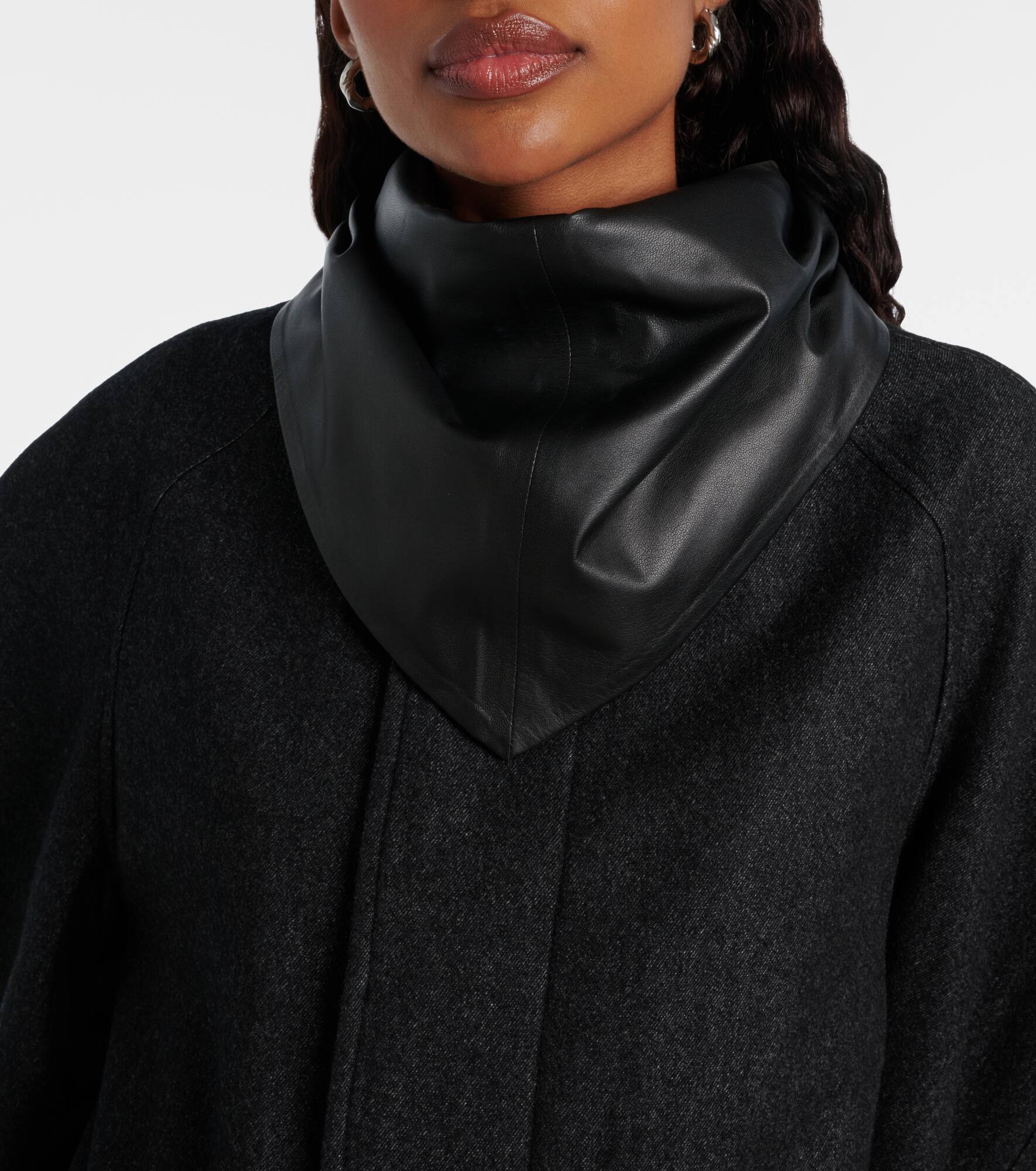 Leather scarf - 2