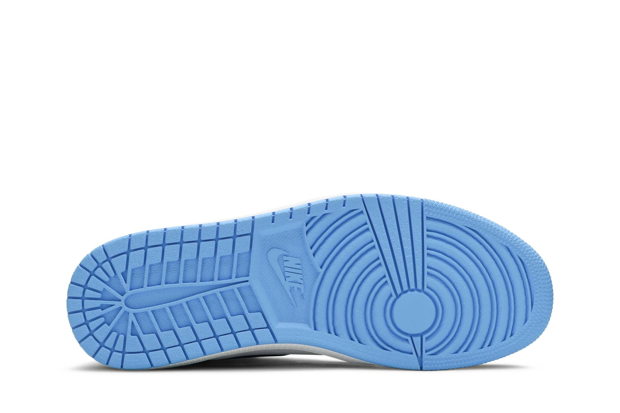 Air Jordan 1 Retro High OG 'University Blue' - 4