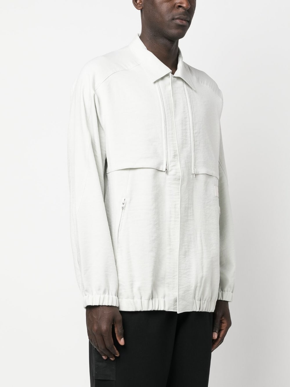 concealed front-fastening jacket - 3