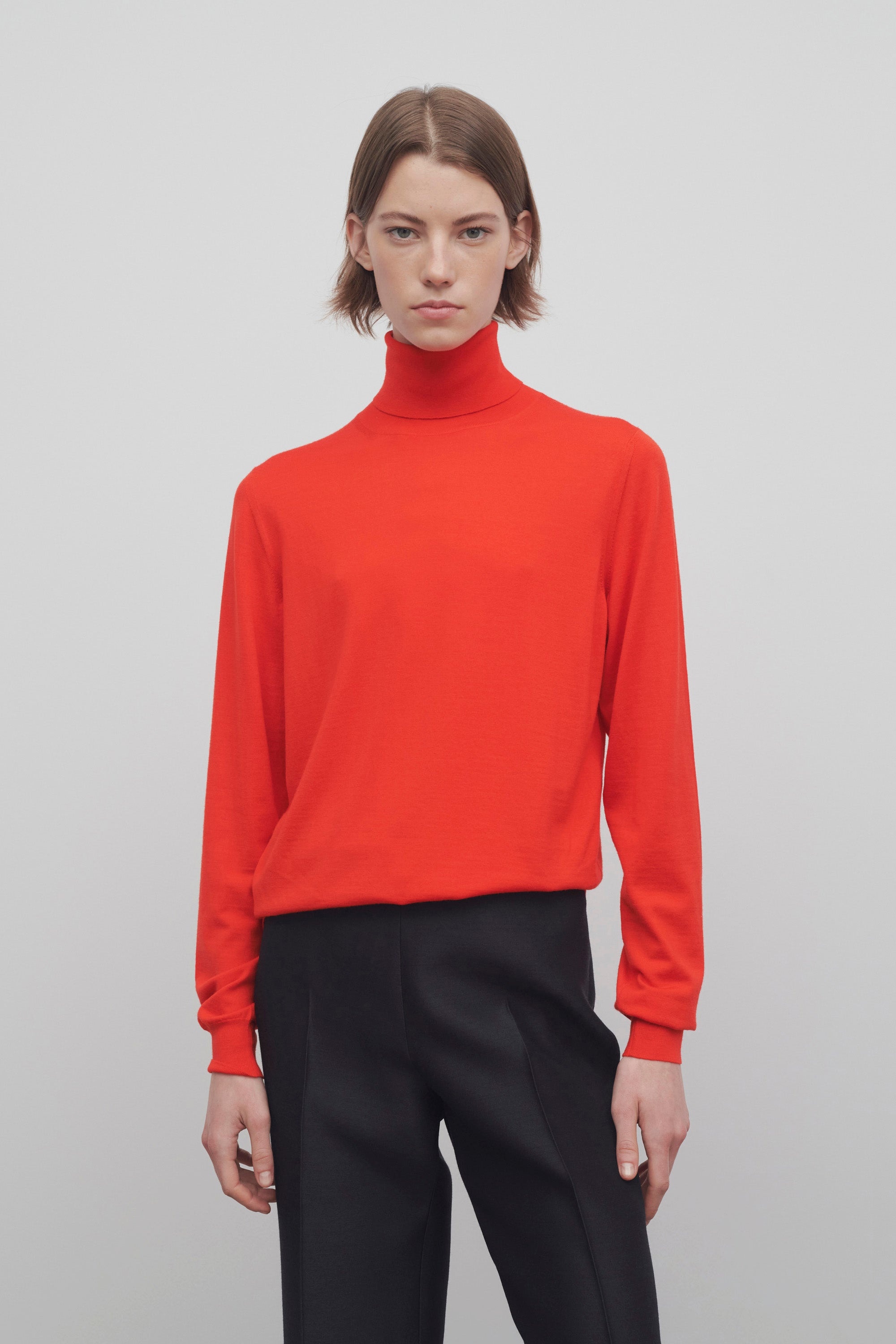 Heva Turtleneck in Wool - 3