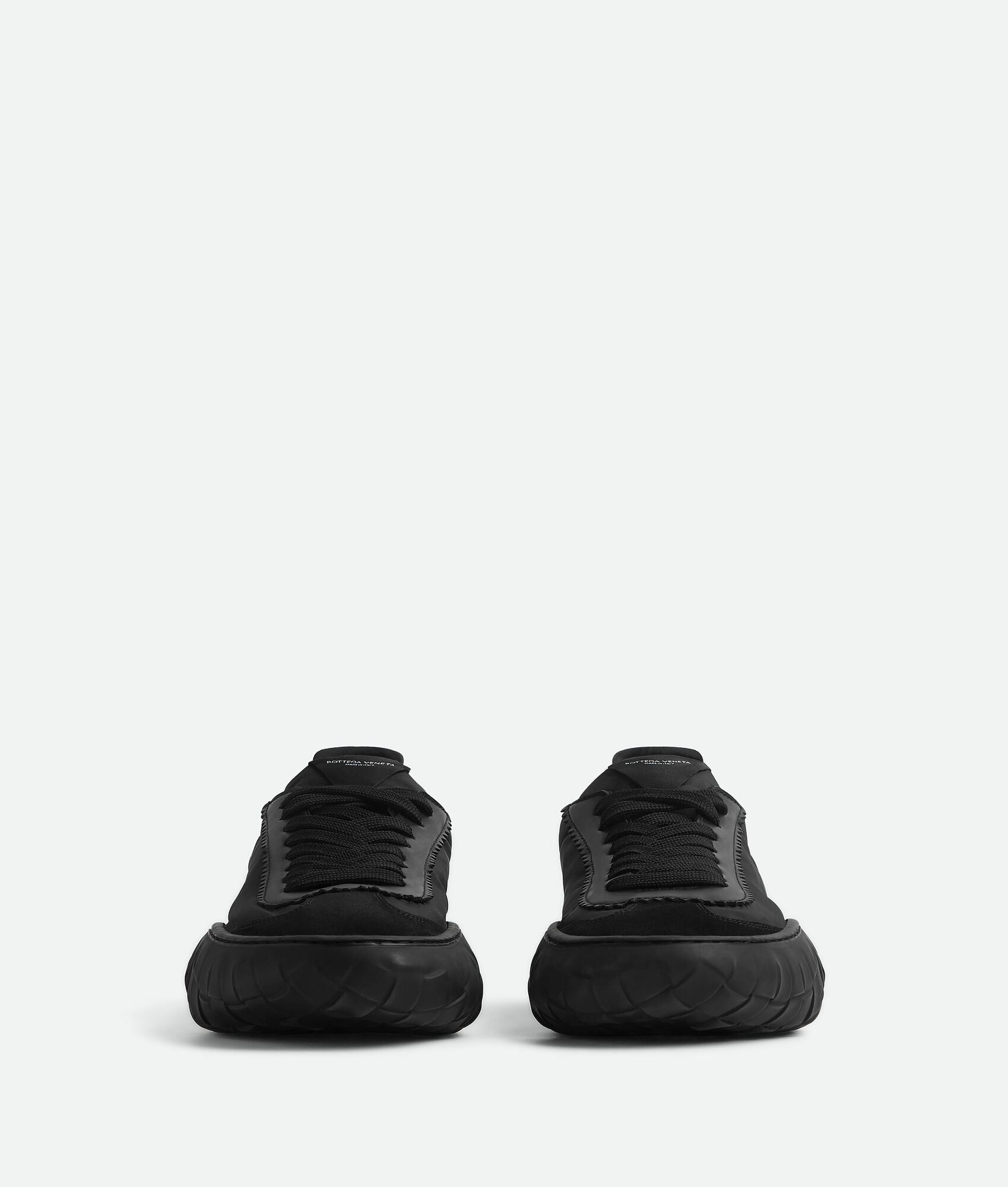 Sneaker - 2