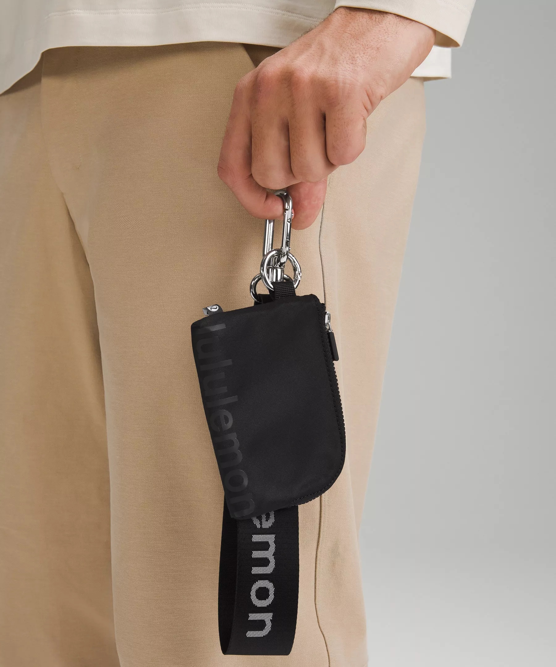 Clippable Card Pouch - 5