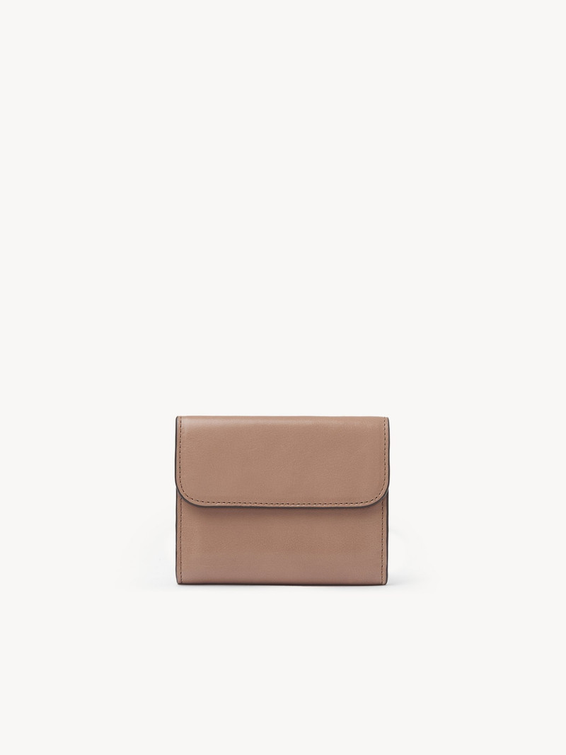 C CHLOÉ SMALL TRI-FOLD IN SHINY LEATHER 4