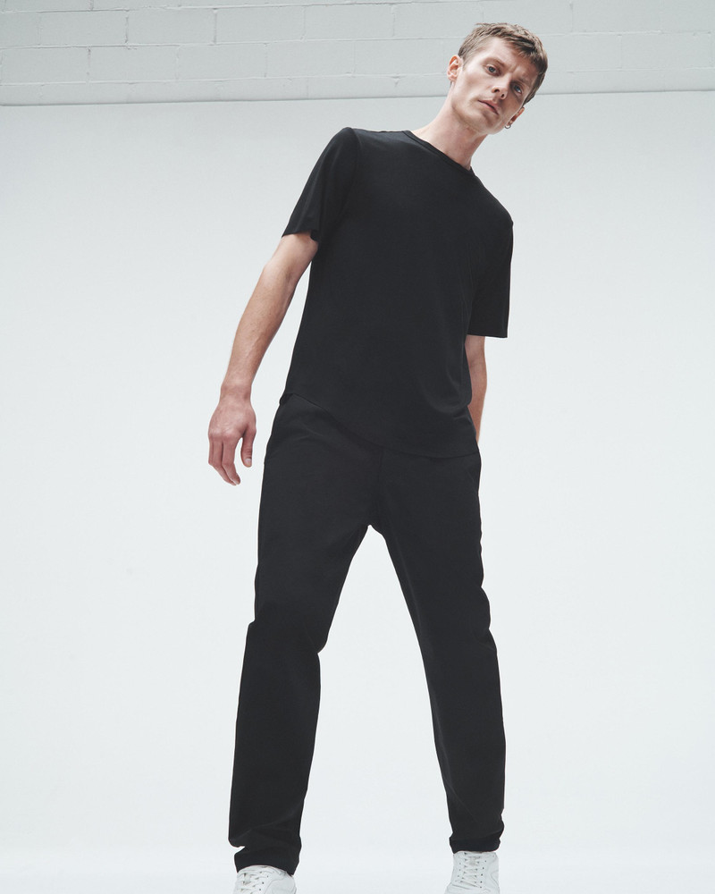 Pursuit Nylon Chino
Relaxed Fit 7